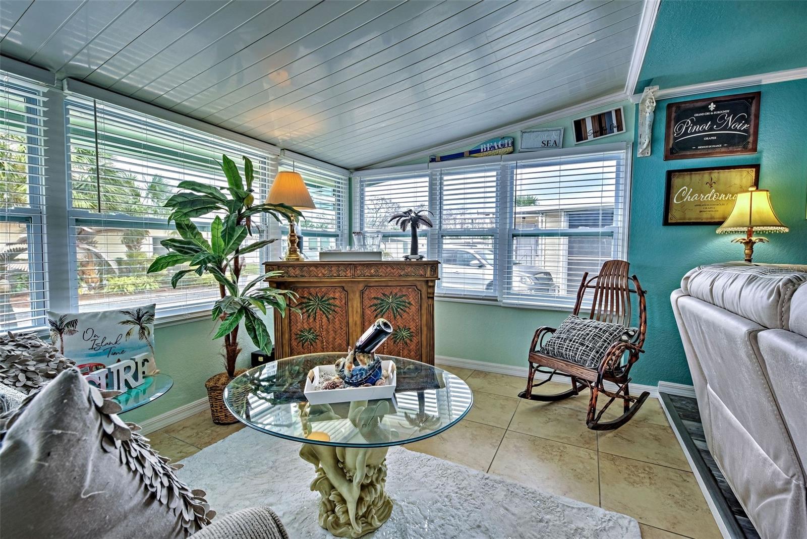 712 ROMA RD, VENICE, FL, 34285