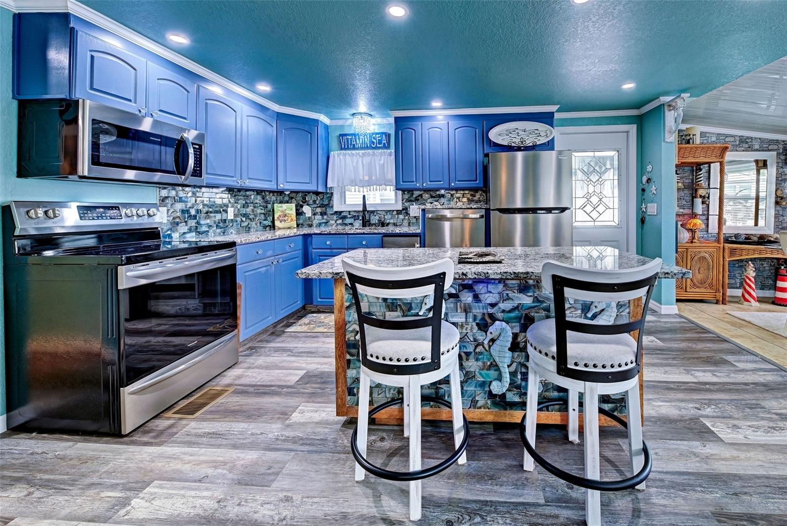 712 ROMA RD, VENICE, FL, 34285