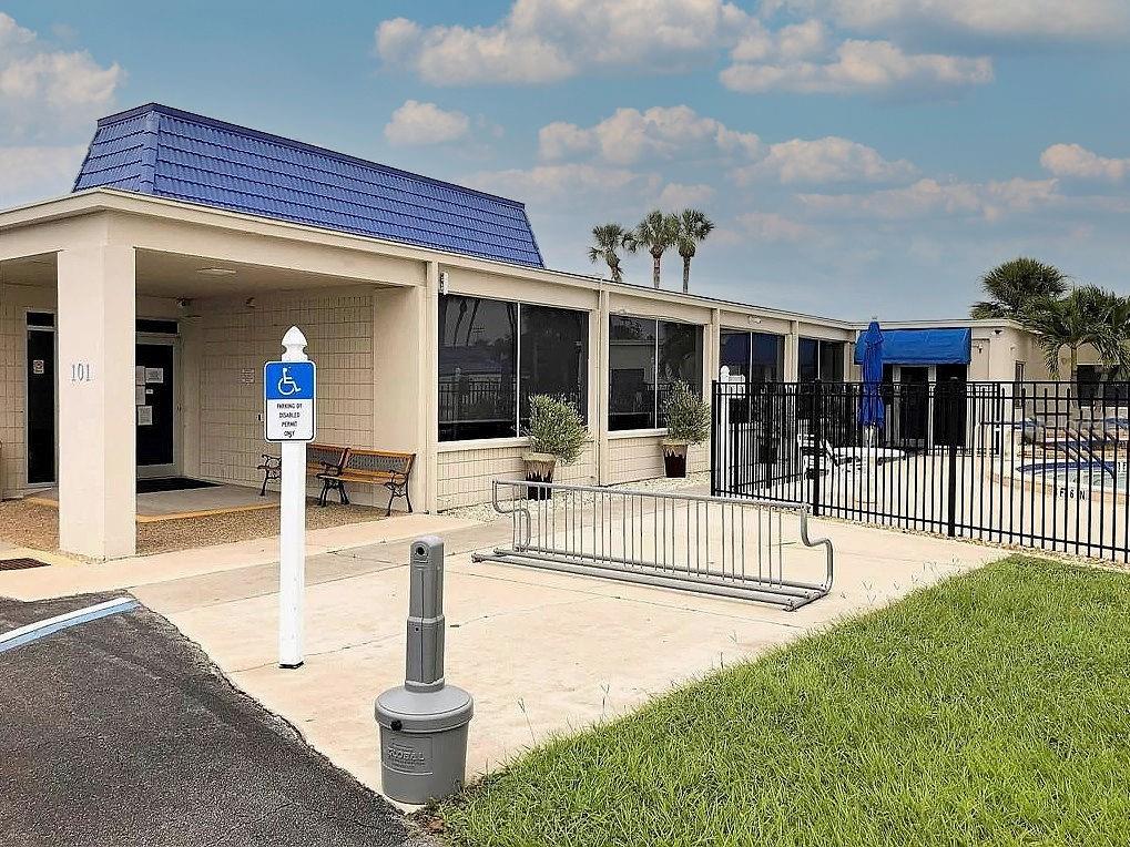 712 ROMA RD, VENICE, FL, 34285