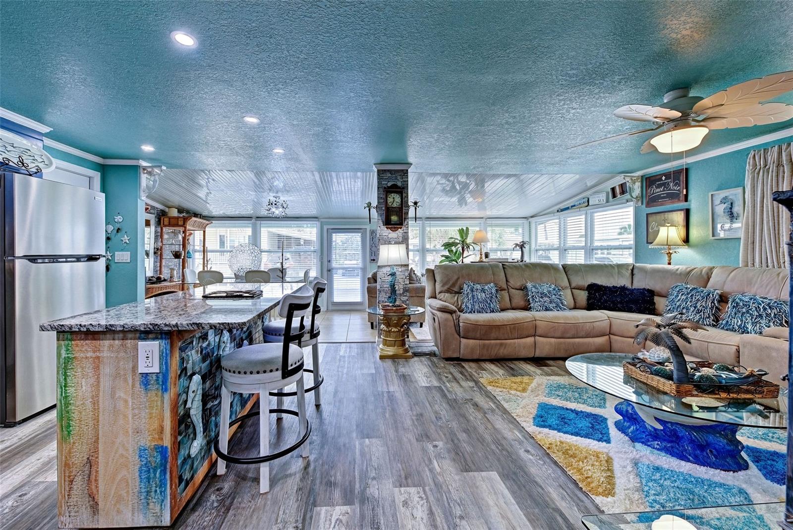 712 ROMA RD, VENICE, FL, 34285