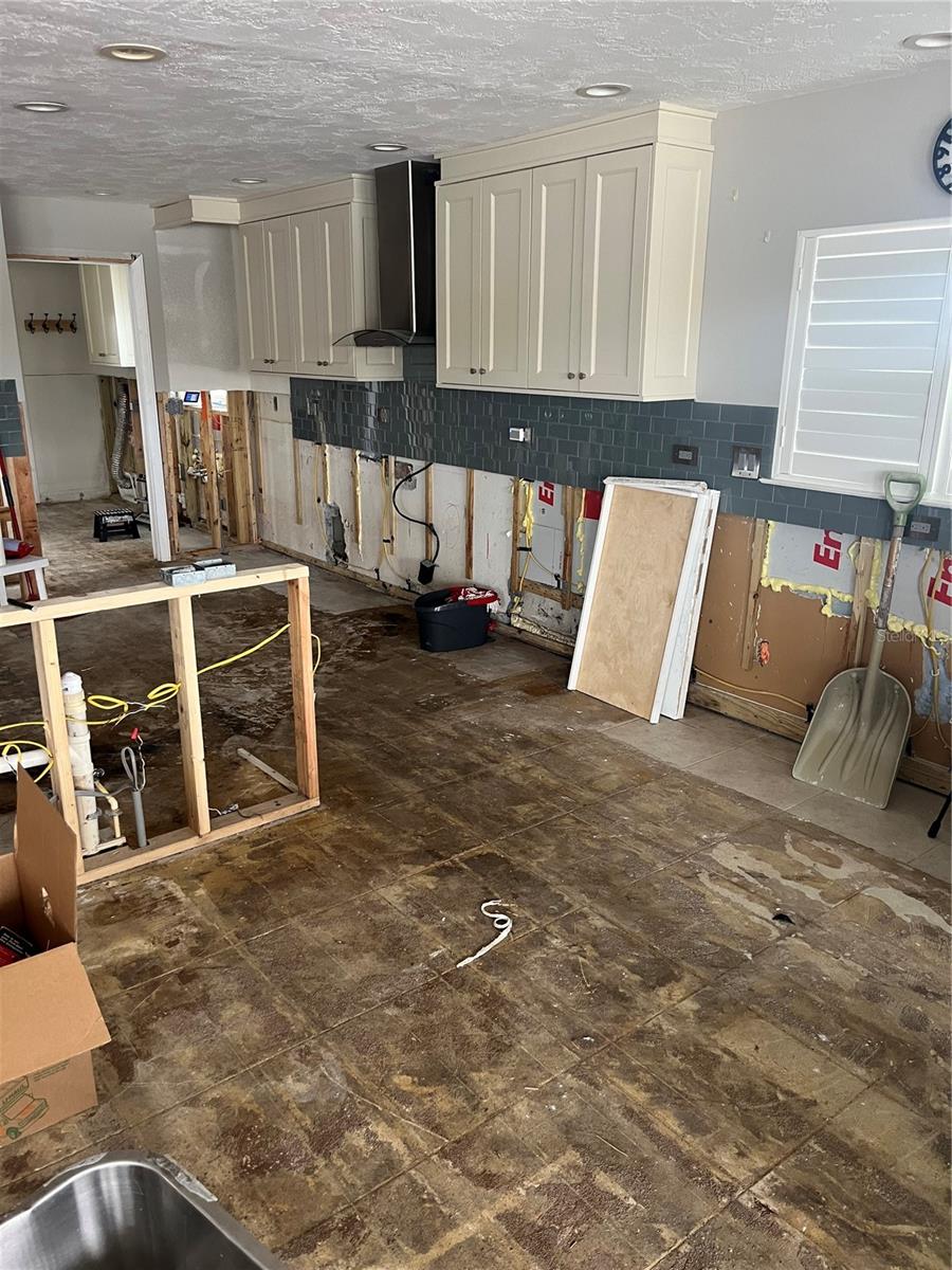 16105 4TH ST E, REDINGTON BEACH, FL, 33708
