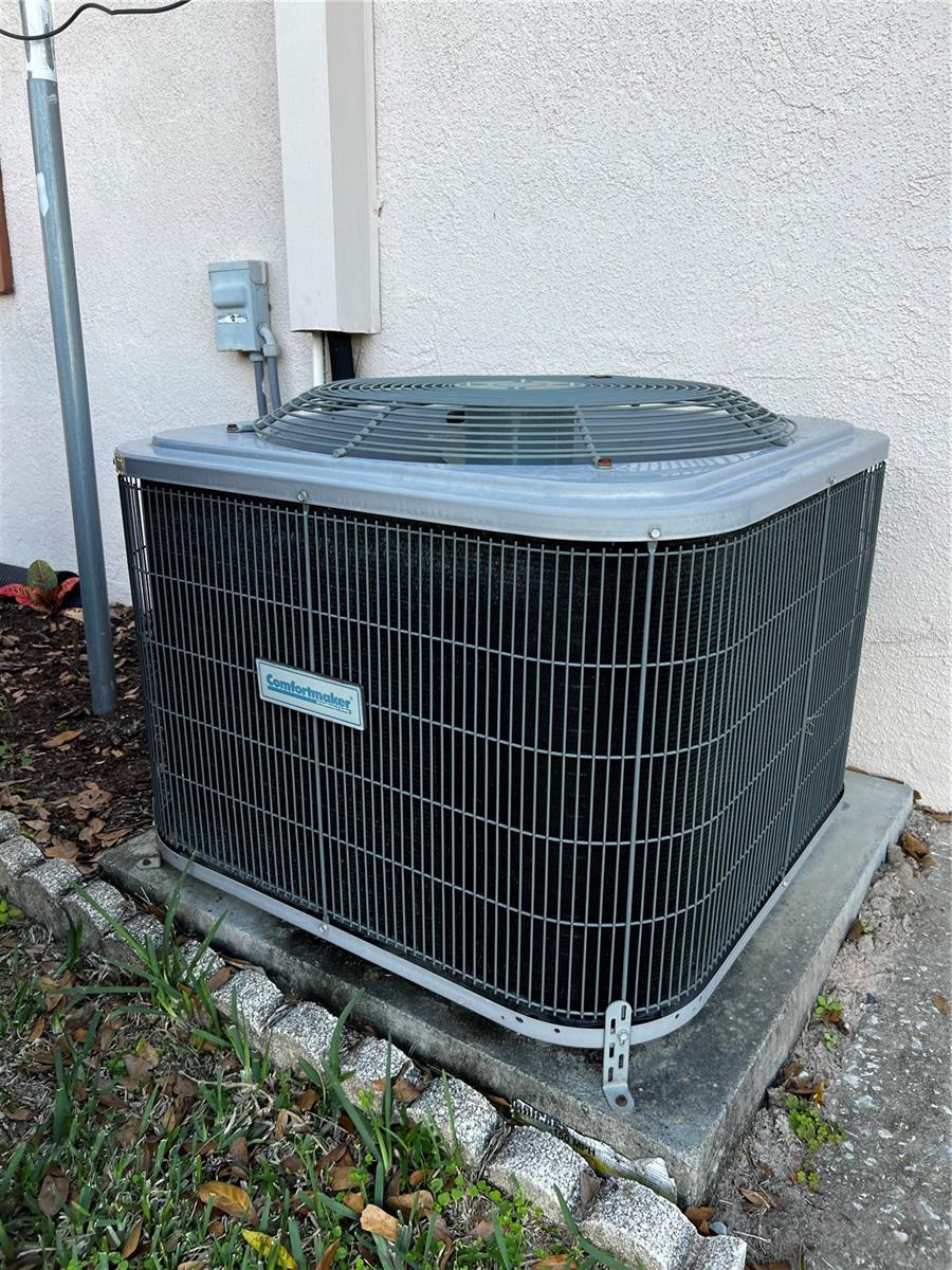 205 LARK AVE, SEBRING, FL, 33870