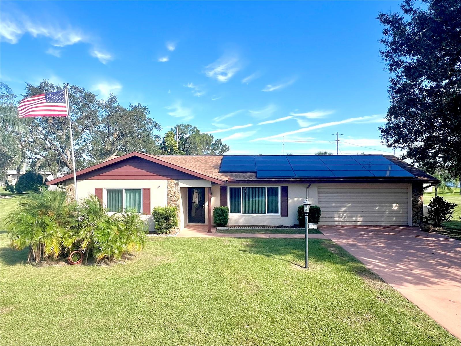 205 LARK AVE, SEBRING, FL, 33870