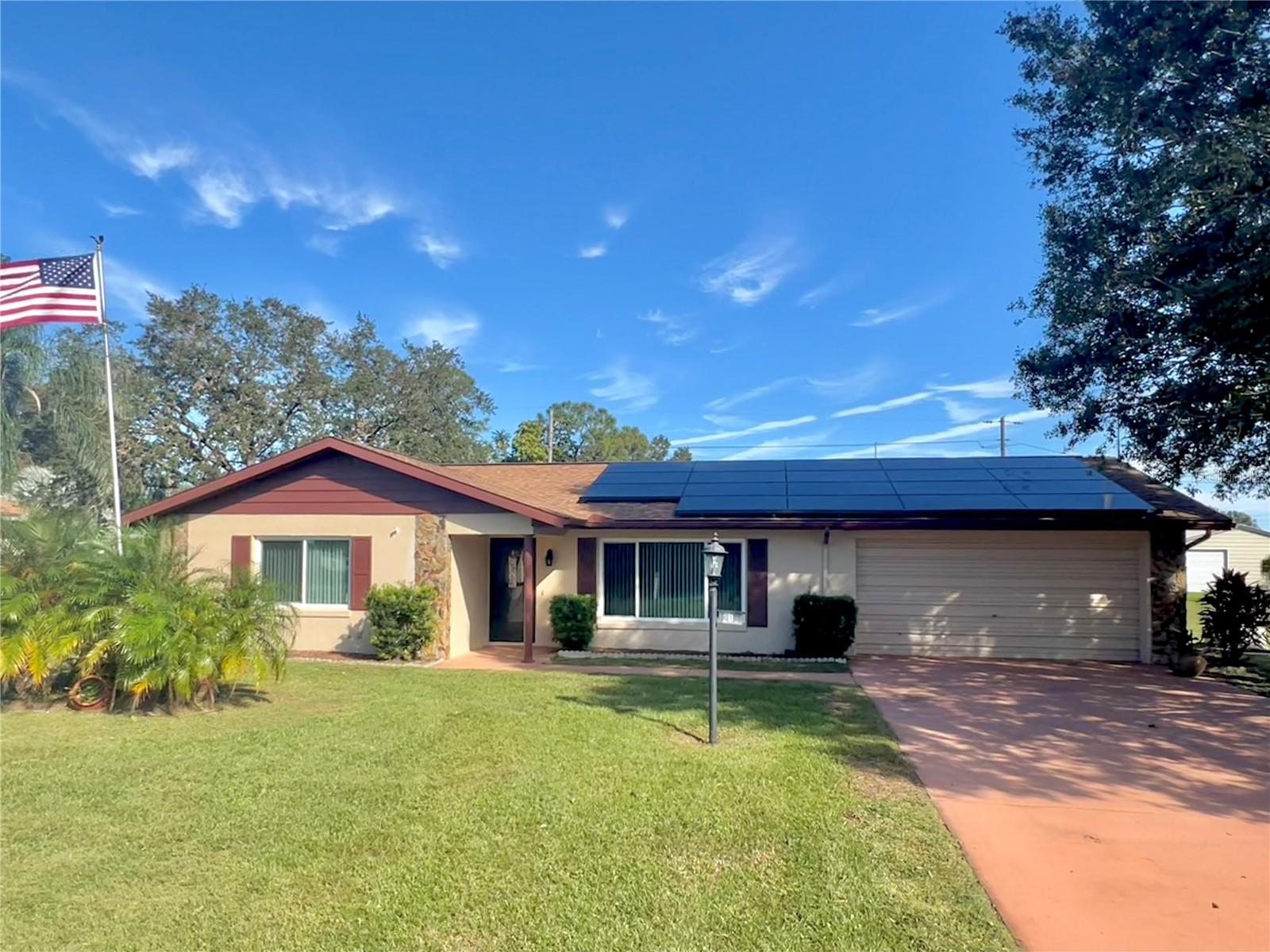 205 LARK AVE, SEBRING, FL, 33870