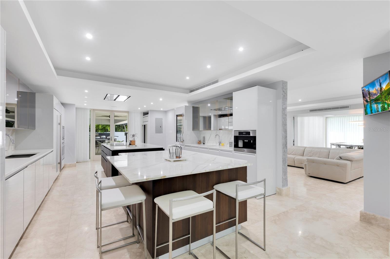 PR9109565 Property Photo