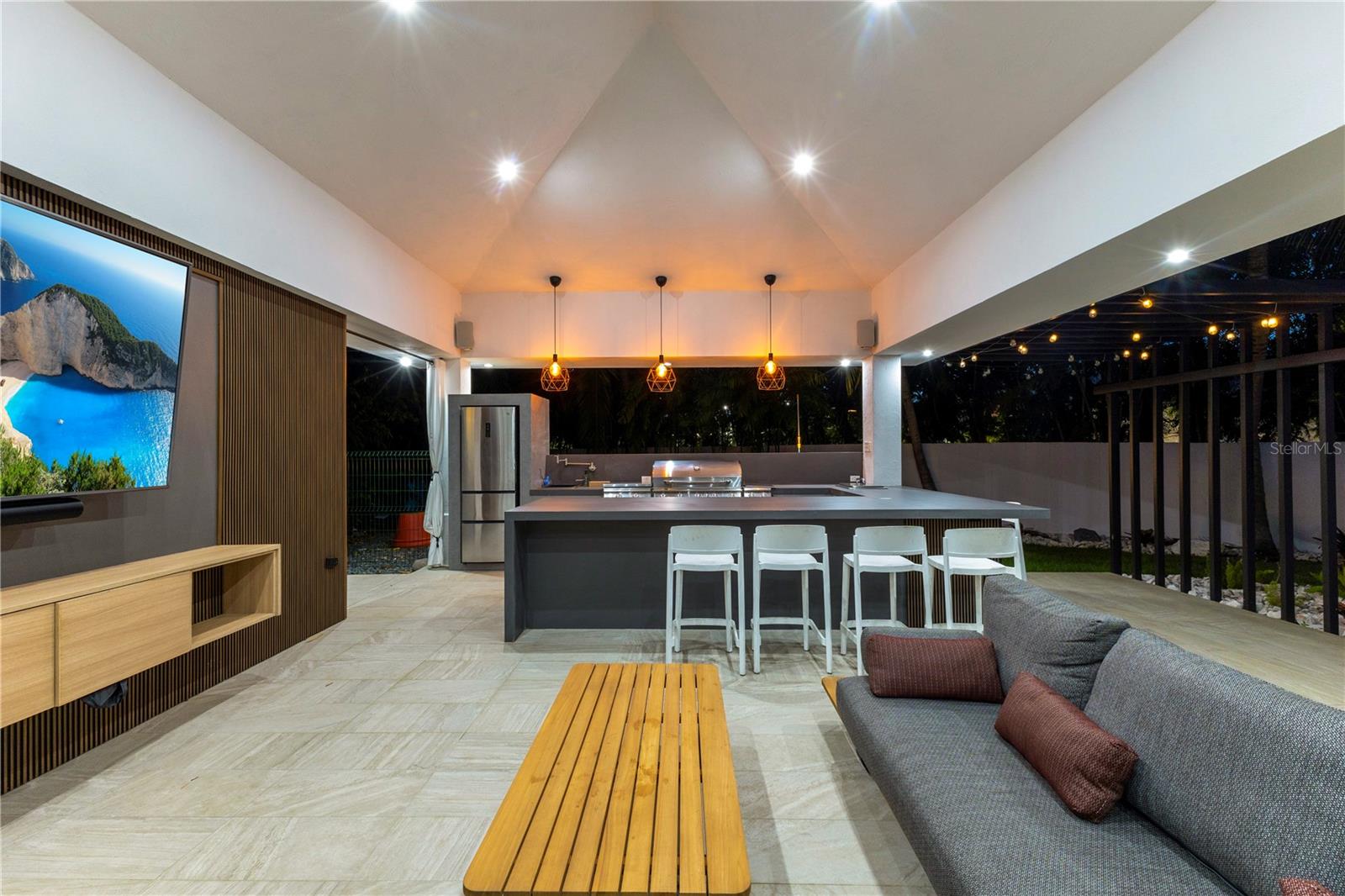 PR9109565 Property Photo