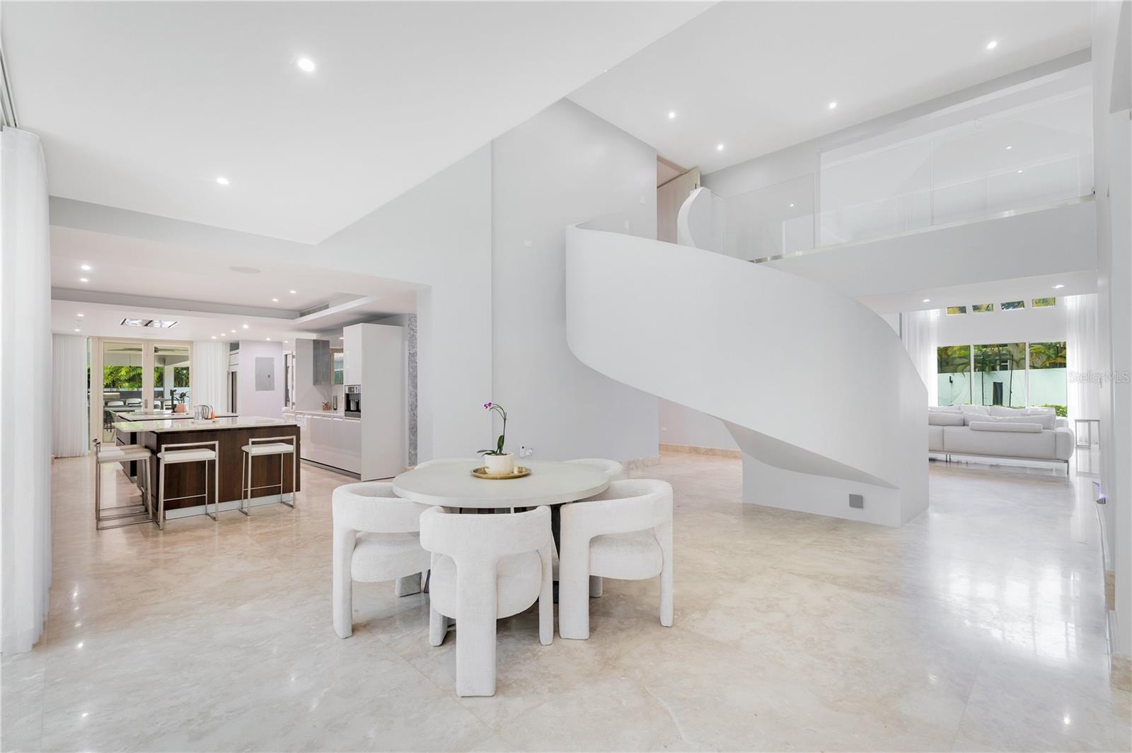 PR9109565 Property Photo