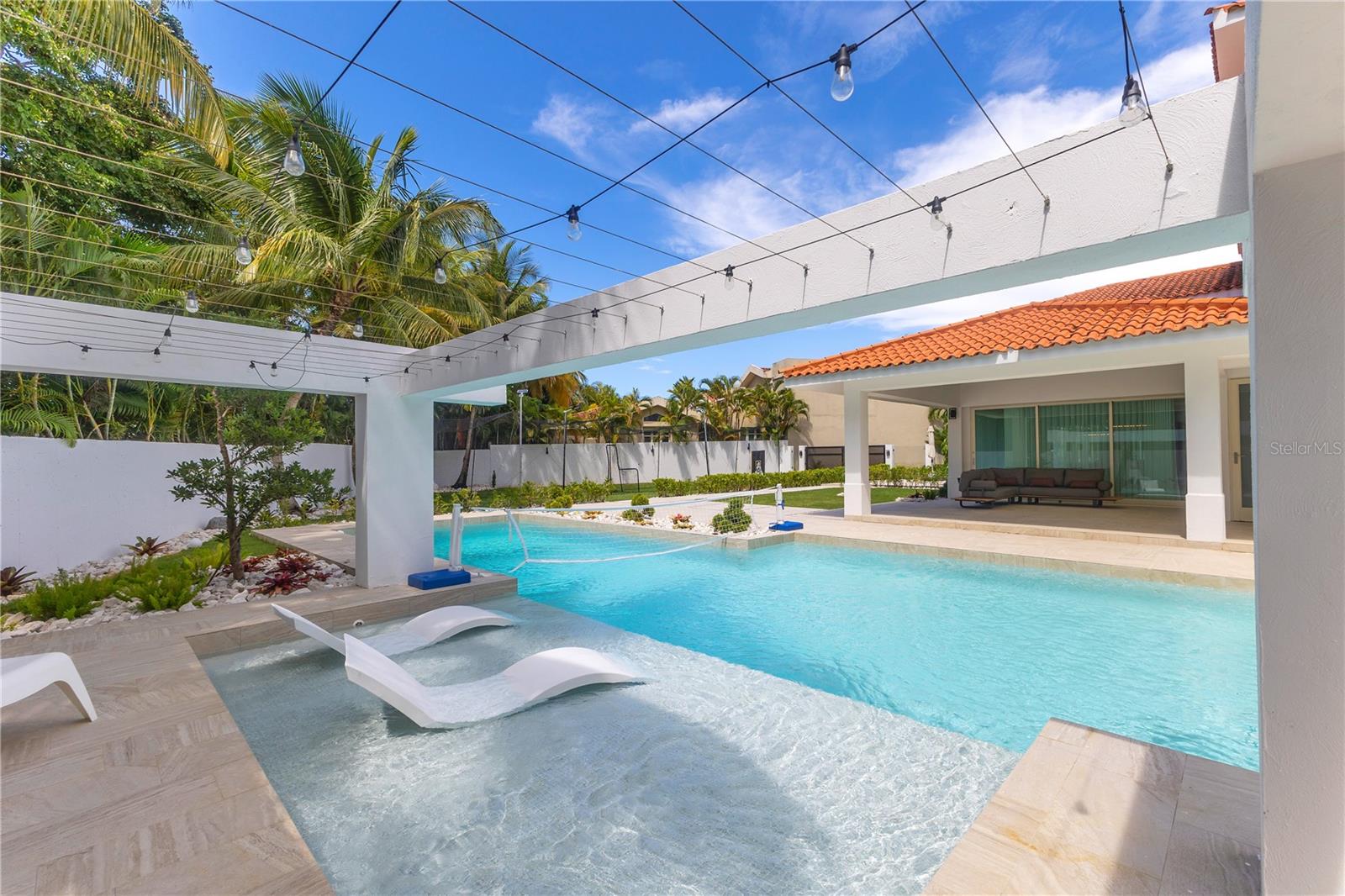 PR9109565 Property Photo