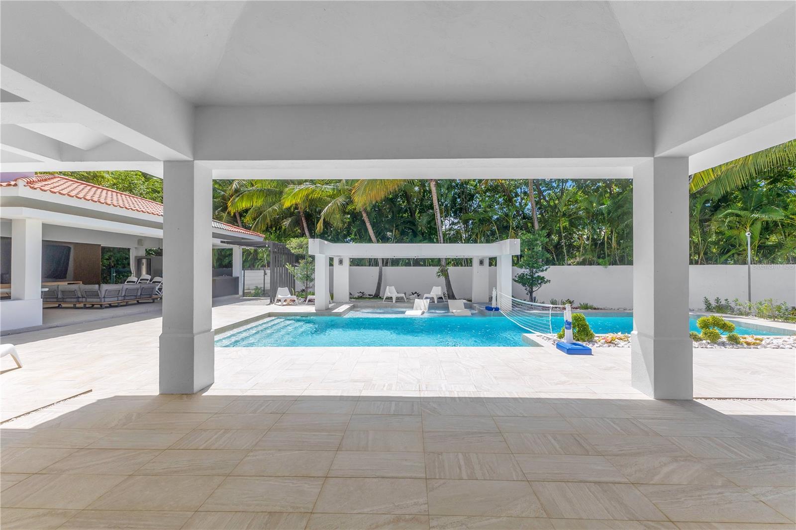 PR9109565 Property Photo