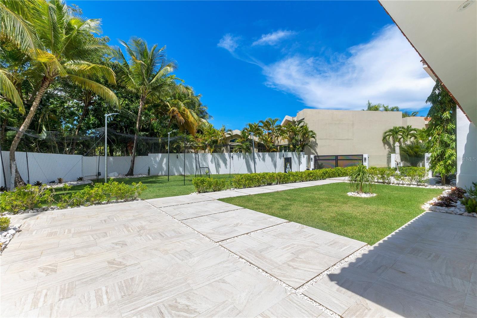 PR9109565 Property Photo