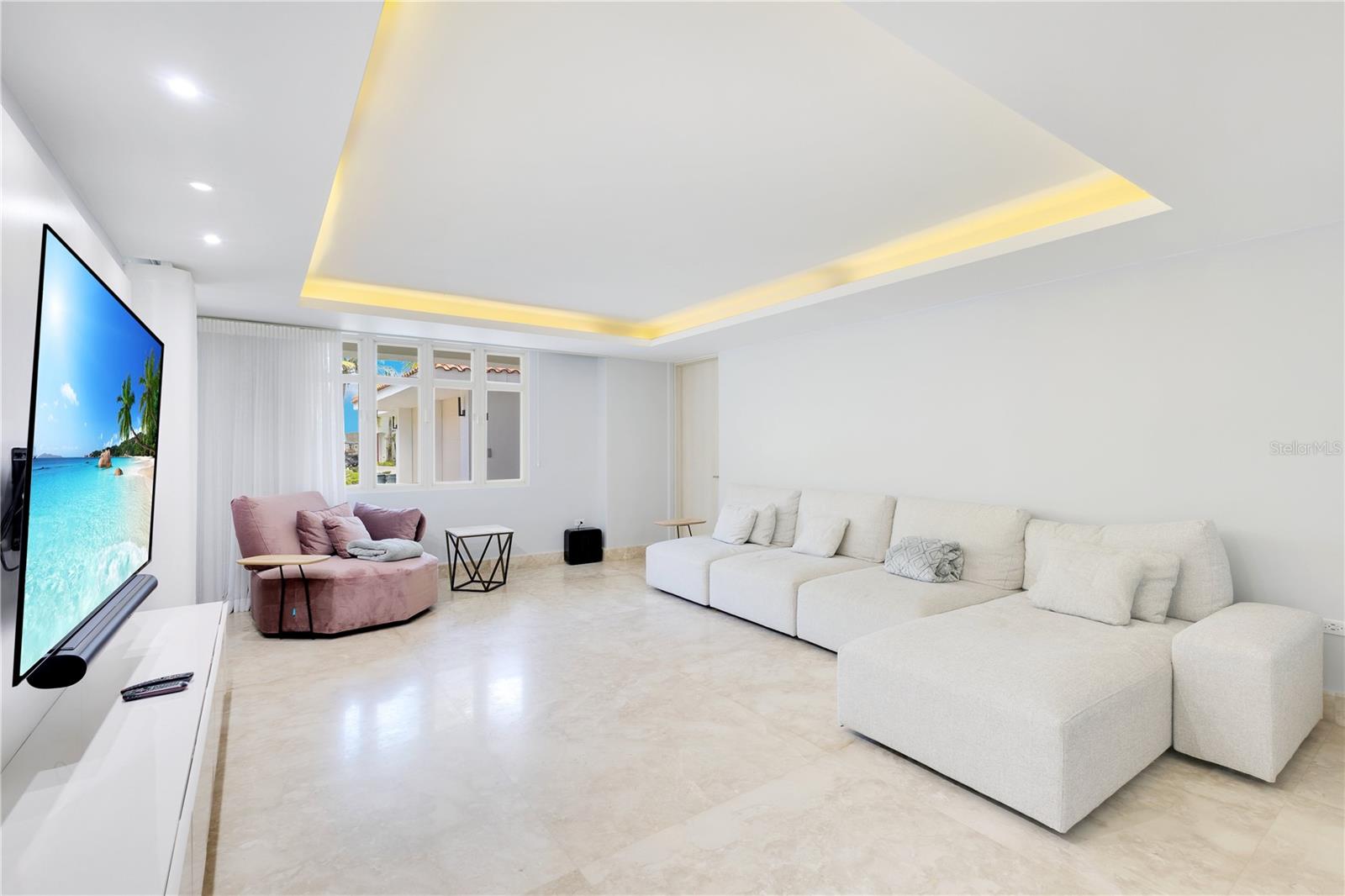 PR9109565 Property Photo