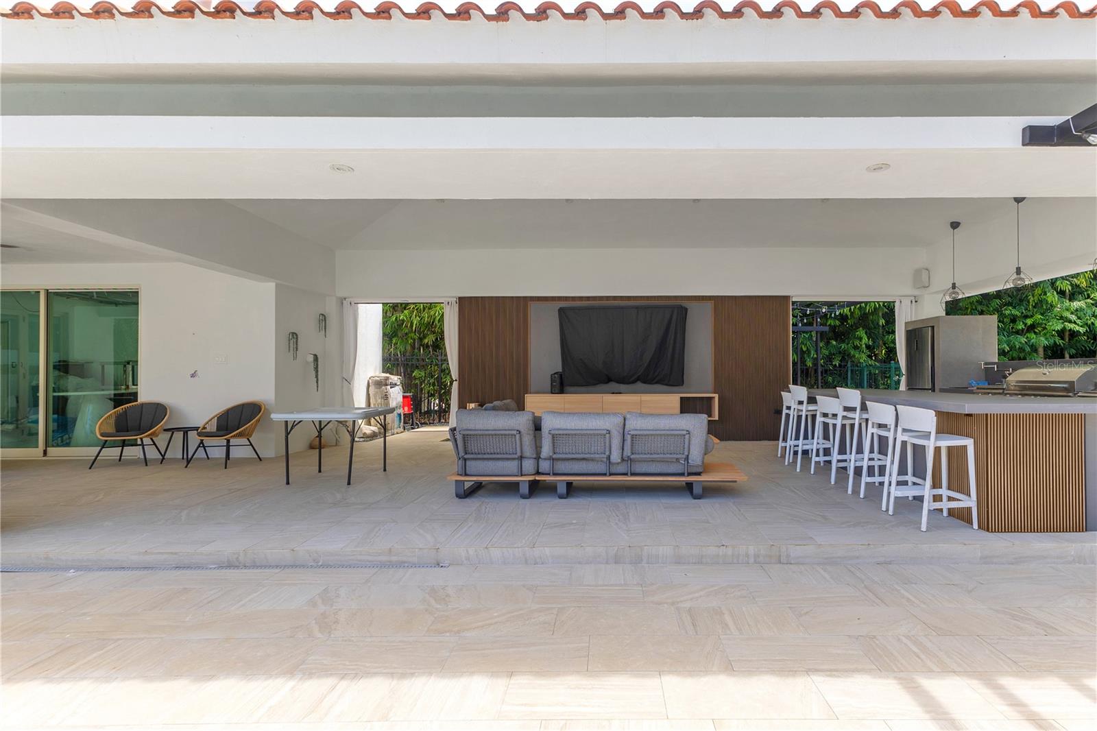 PR9109565 Property Photo