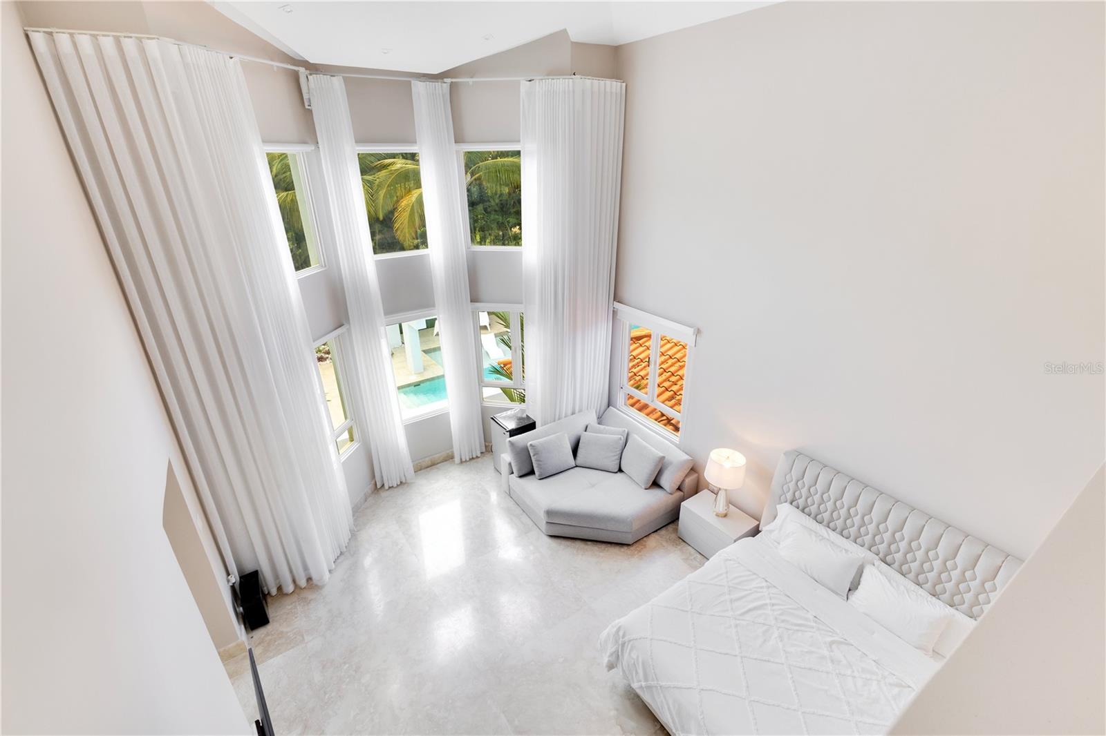 PR9109565 Property Photo