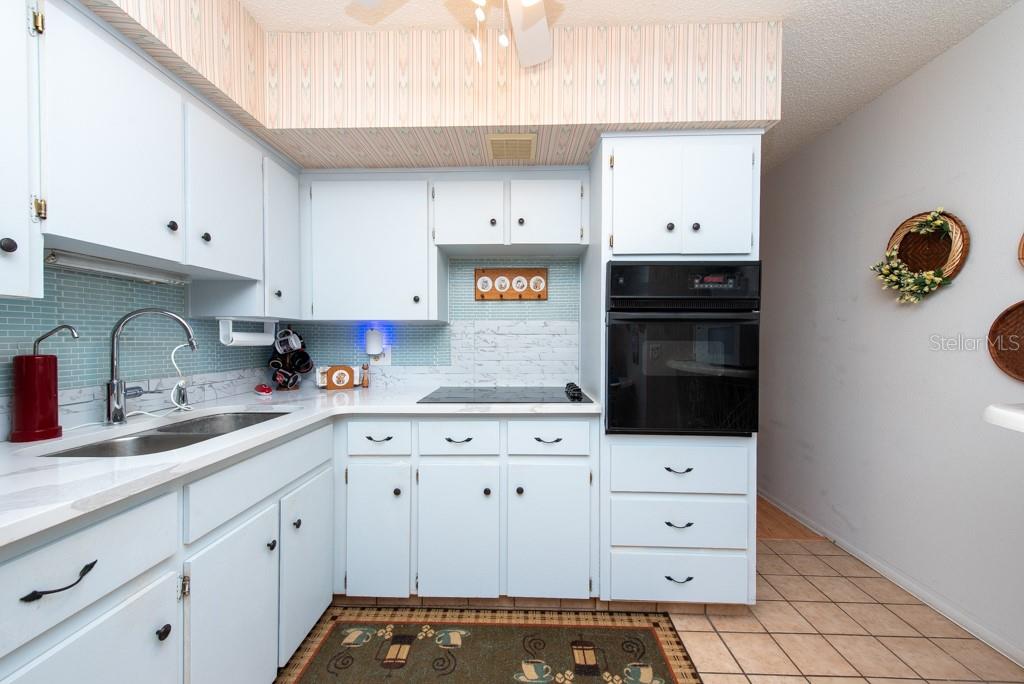 2331 FINLANDIA LN #27, CLEARWATER, FL, 33763