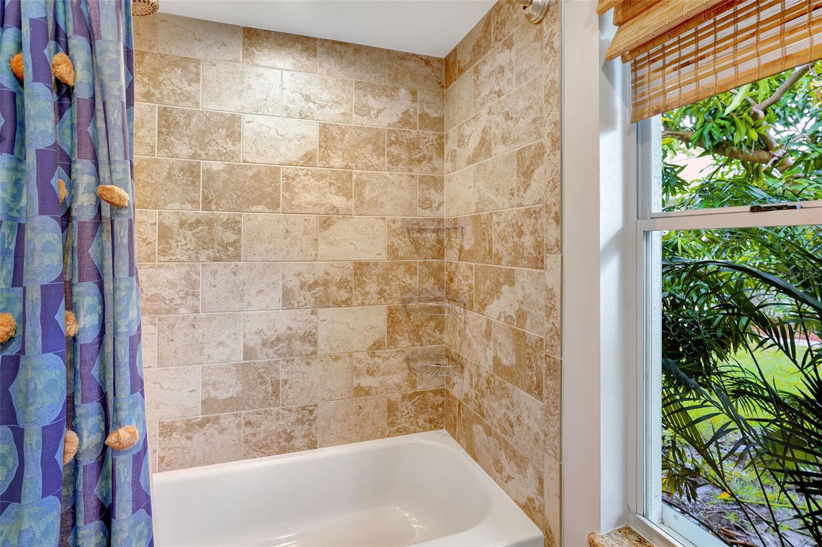 6703 WILLOW LAKE CIR, FORT MYERS, FL, 33966