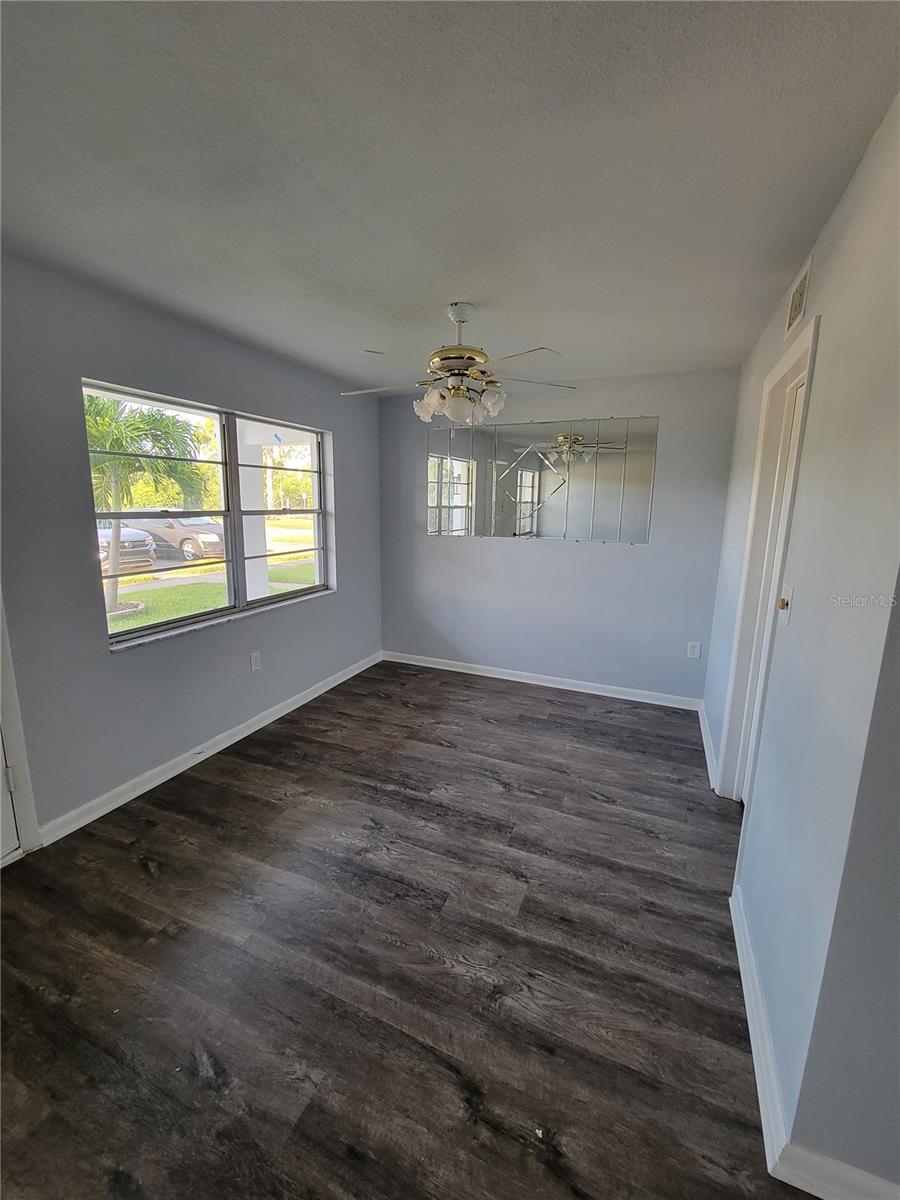 1001 77TH AVE N #104, ST PETERSBURG, FL, 33702
