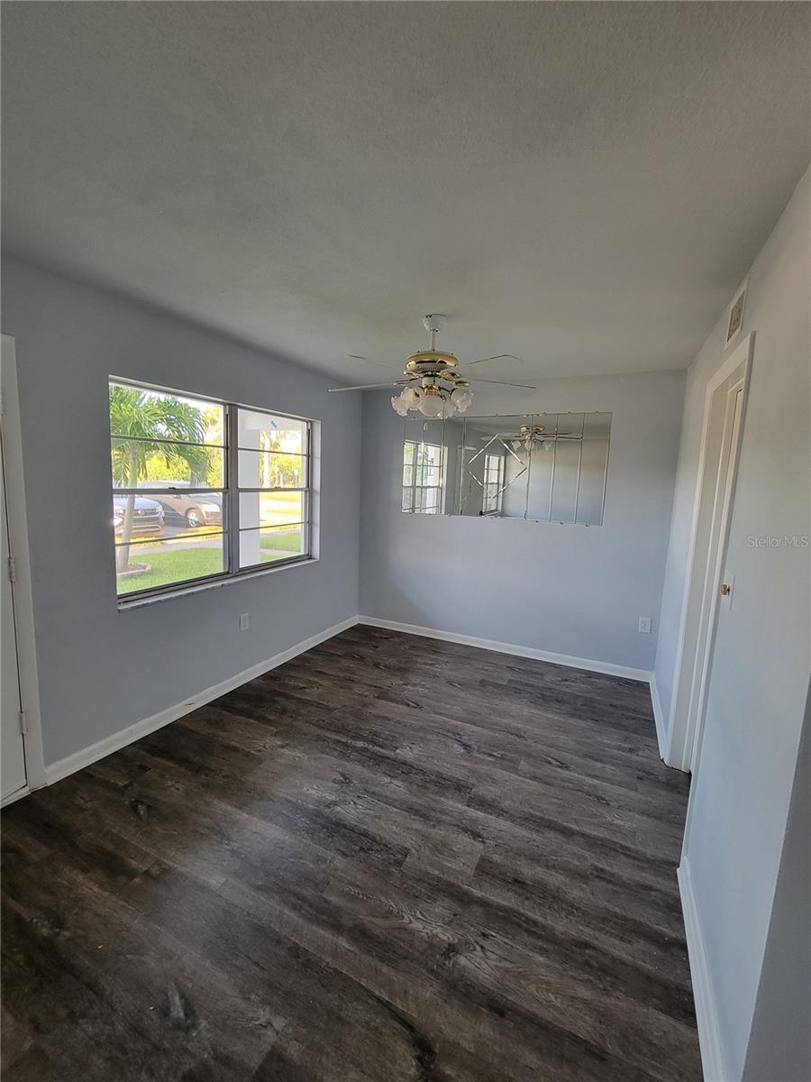 1001 77TH AVE N #104, ST PETERSBURG, FL, 33702
