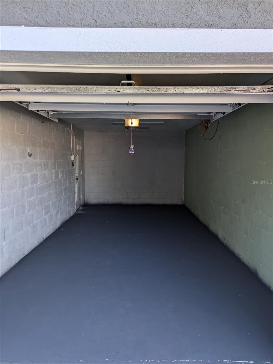 1032 W BERRY AVE, TAMPA, FL, 33603