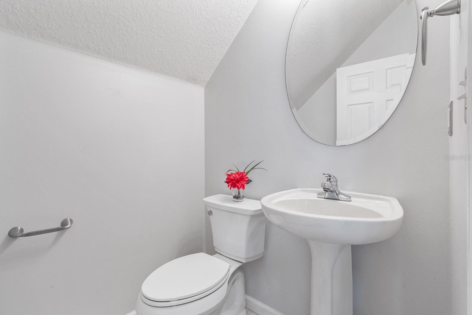 226 W TARRINGTON DR, DELAND, FL, 32724
