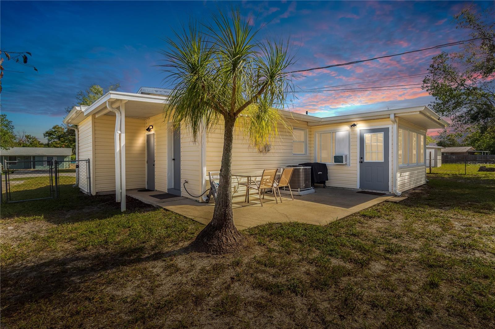 1092 COBBLESTONE AVE, DELTONA, FL, 32725