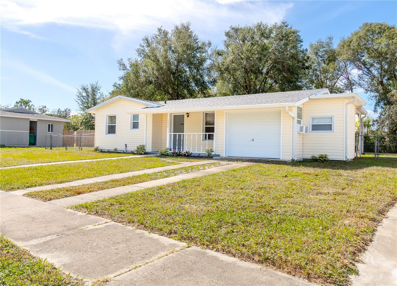 1092 COBBLESTONE AVE, DELTONA, FL, 32725