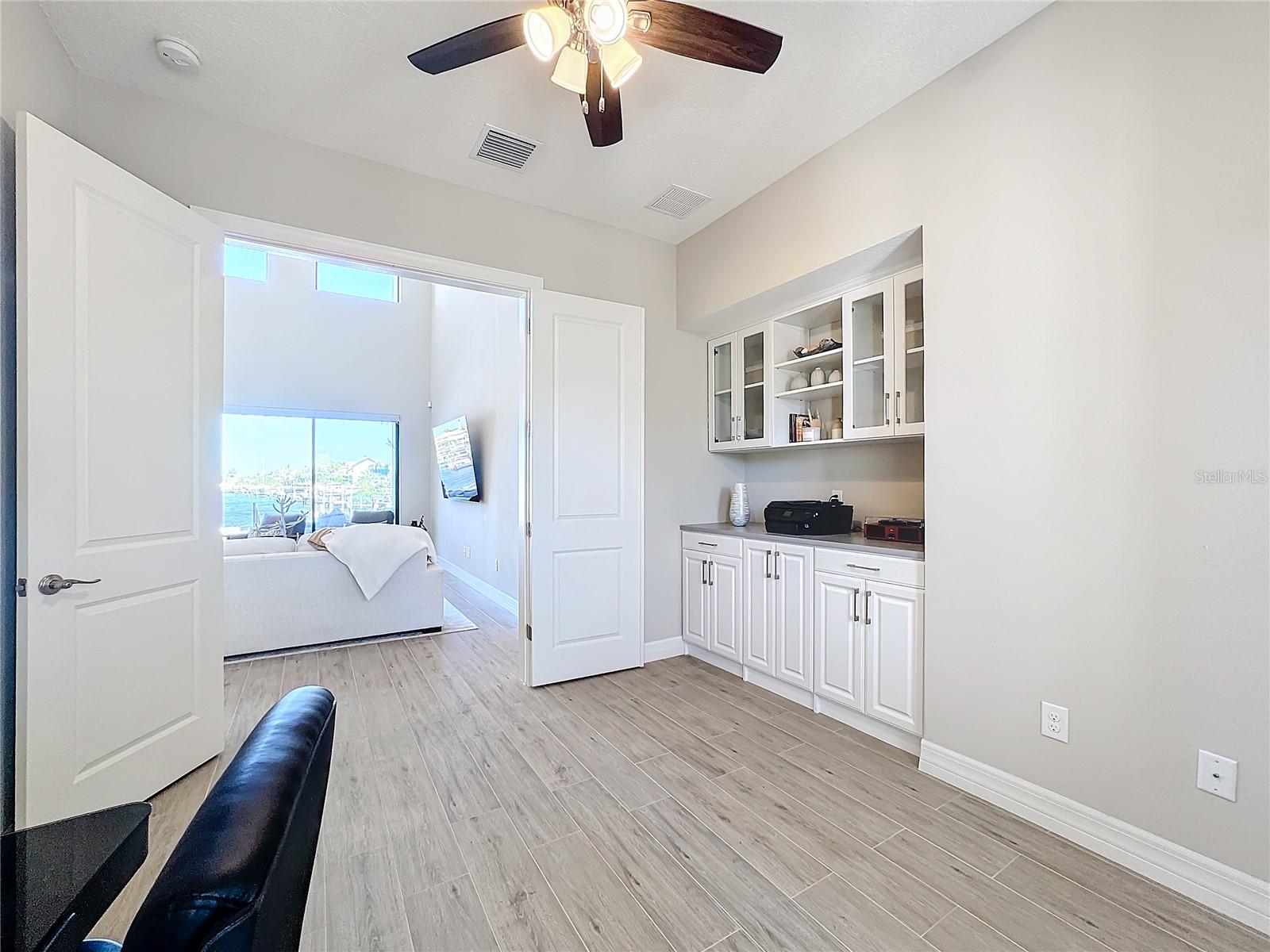949 SYMPHONY ISLES BLVD, APOLLO BEACH, FL, 33572