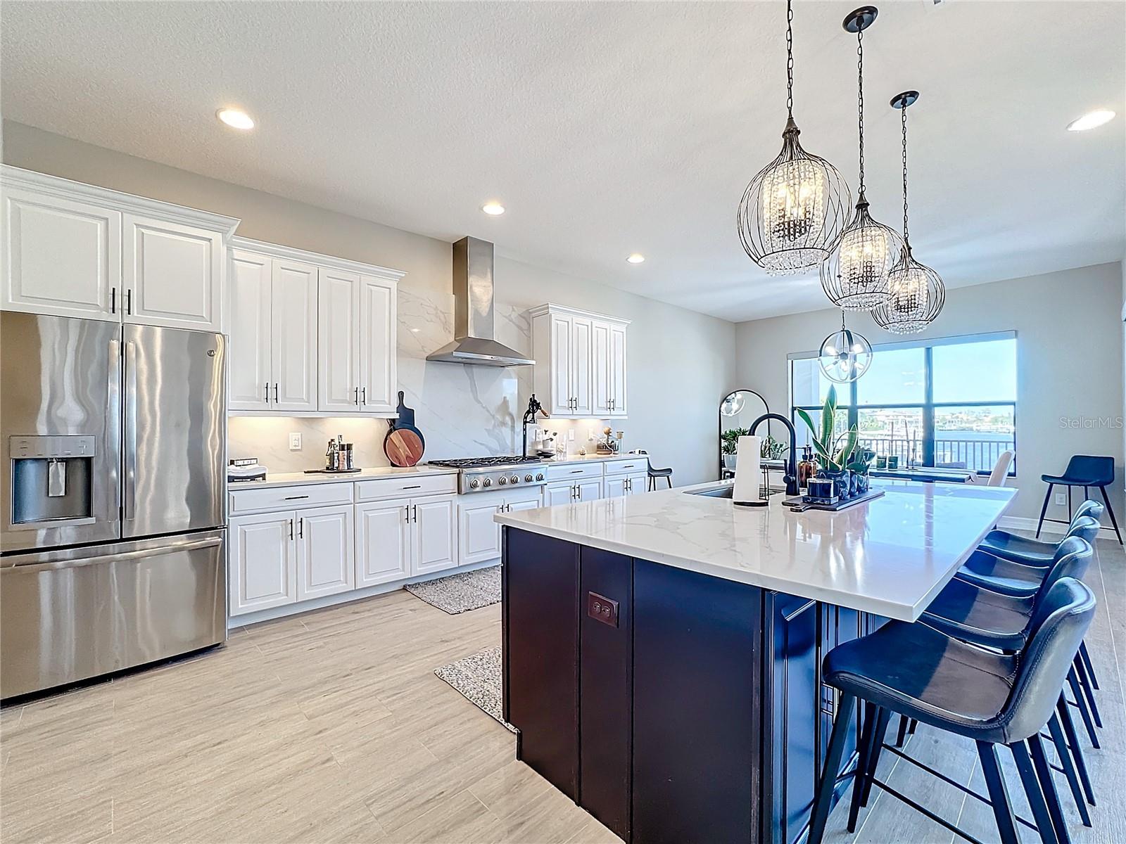 949 SYMPHONY ISLES BLVD, APOLLO BEACH, FL, 33572