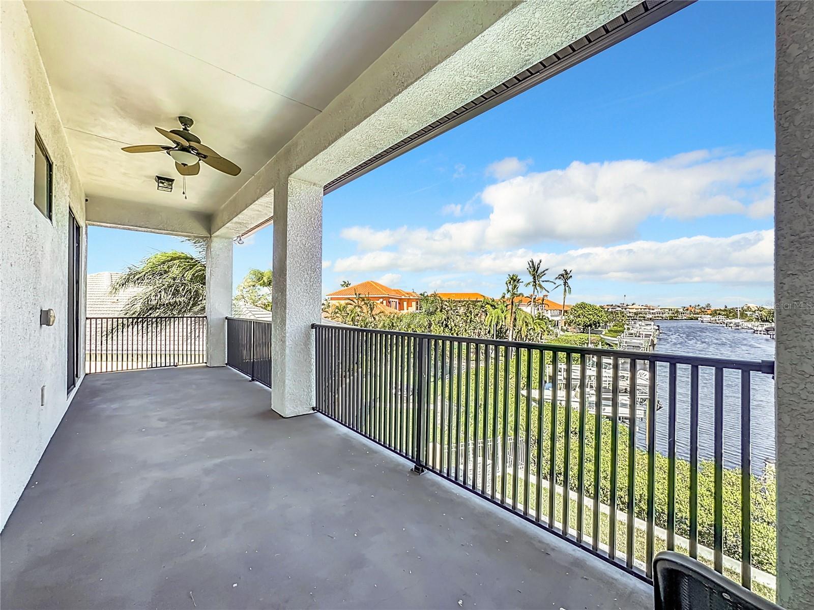 949 SYMPHONY ISLES BLVD, APOLLO BEACH, FL, 33572