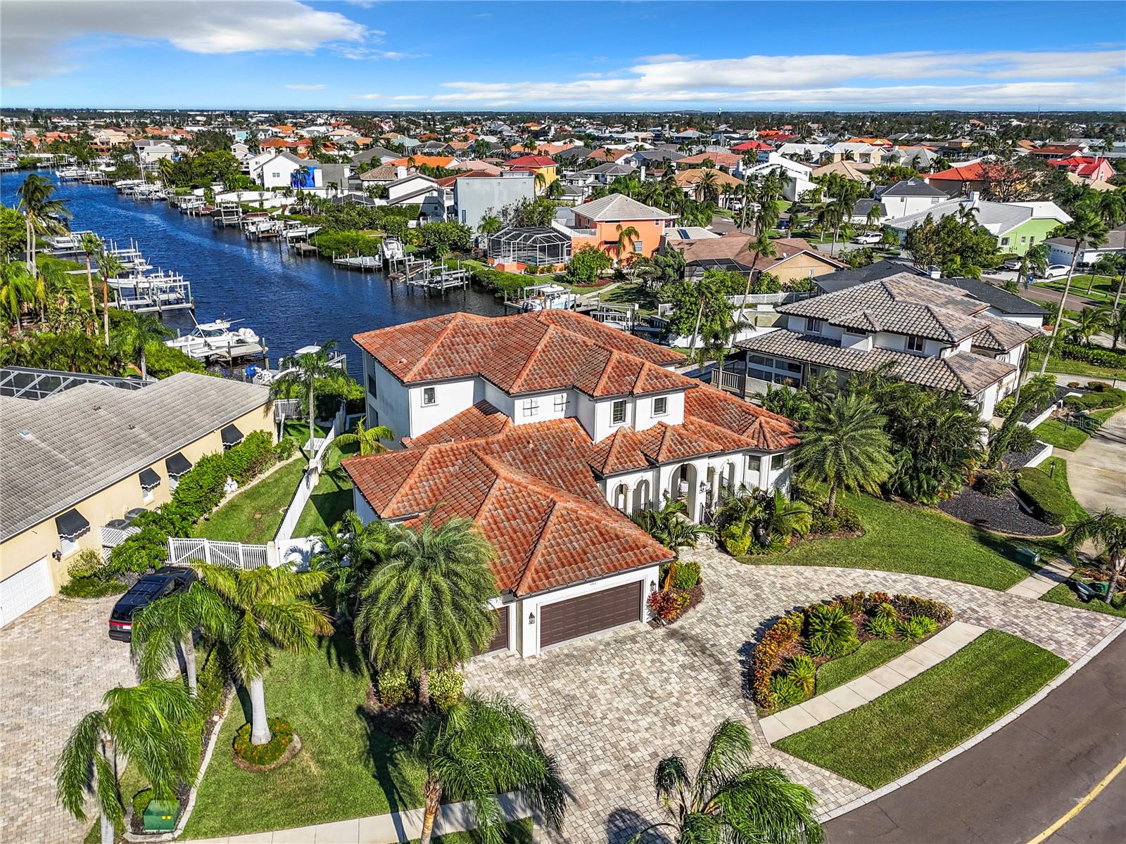 949 SYMPHONY ISLES BLVD, APOLLO BEACH, FL, 33572