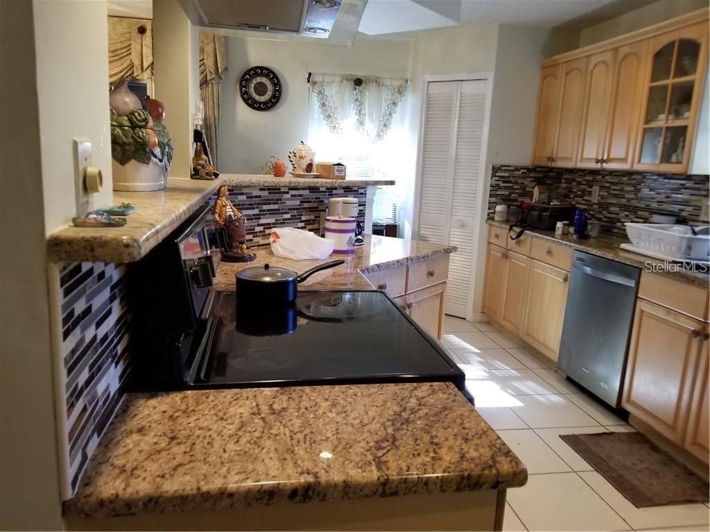 5581 AEOLUS WAY, ORLANDO, FL, 32808