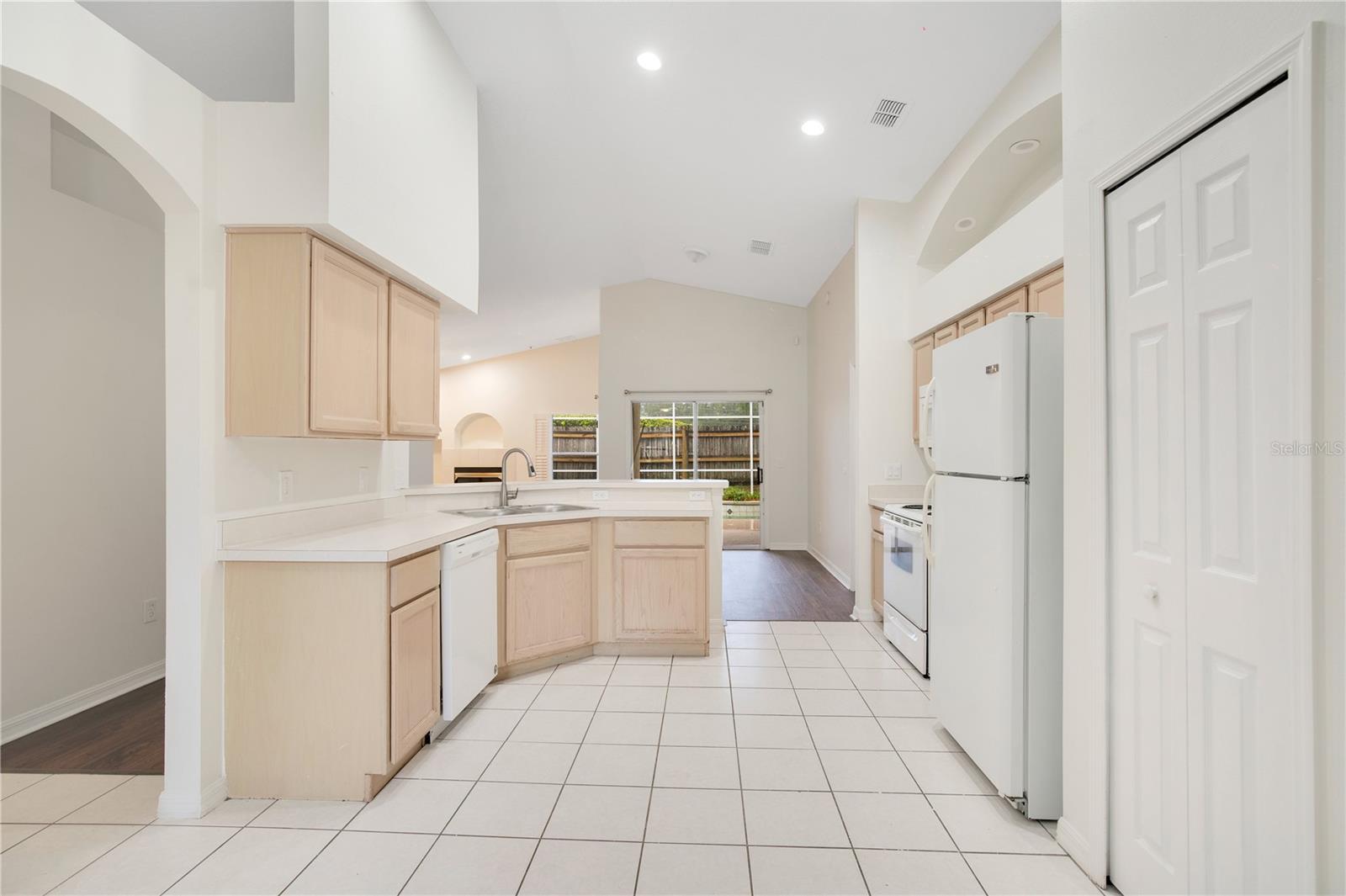 623 BUCKINGHAM DR, OVIEDO, FL, 32765