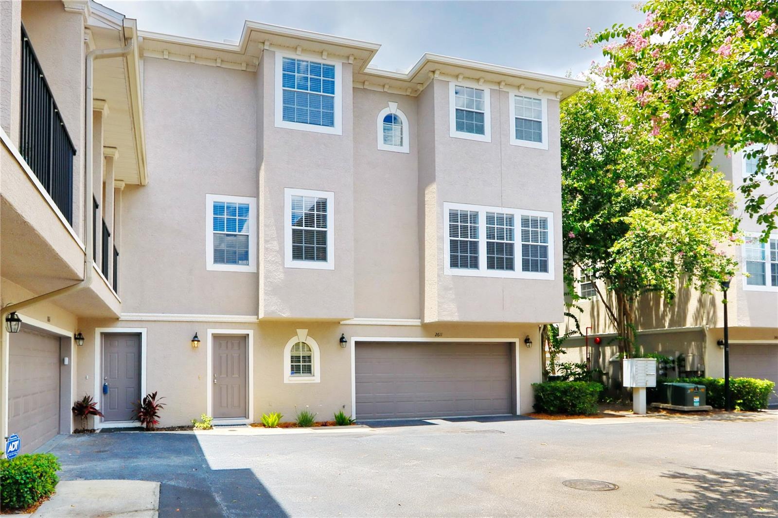 2611 ESPANA CT, TAMPA, FL, 33609