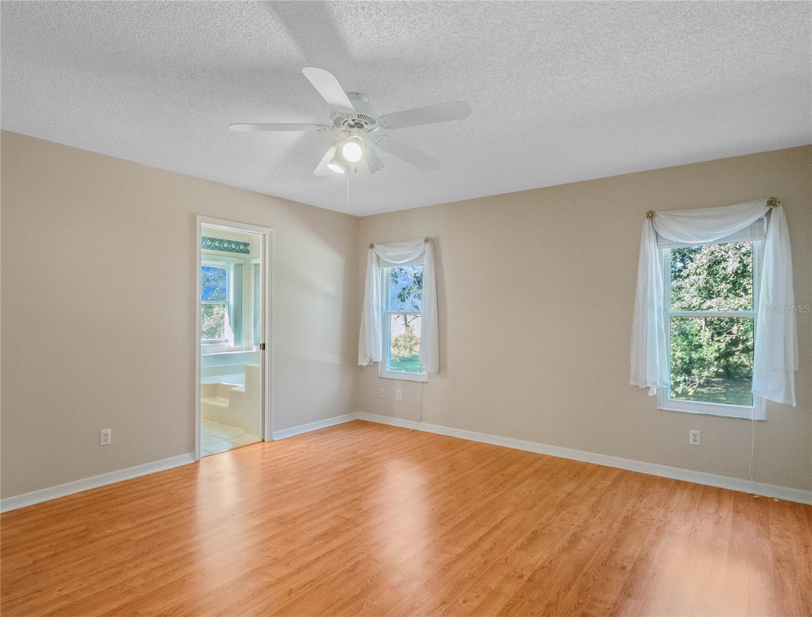 26721 RACQUET CIR, LEESBURG, FL, 34748