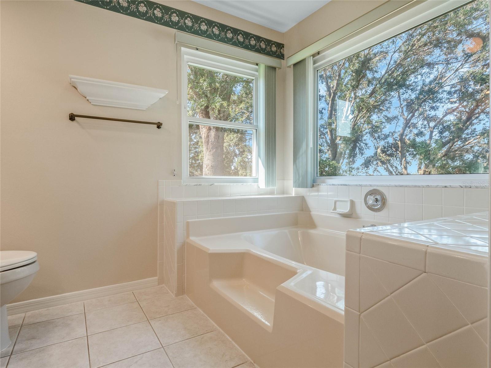26721 RACQUET CIR, LEESBURG, FL, 34748