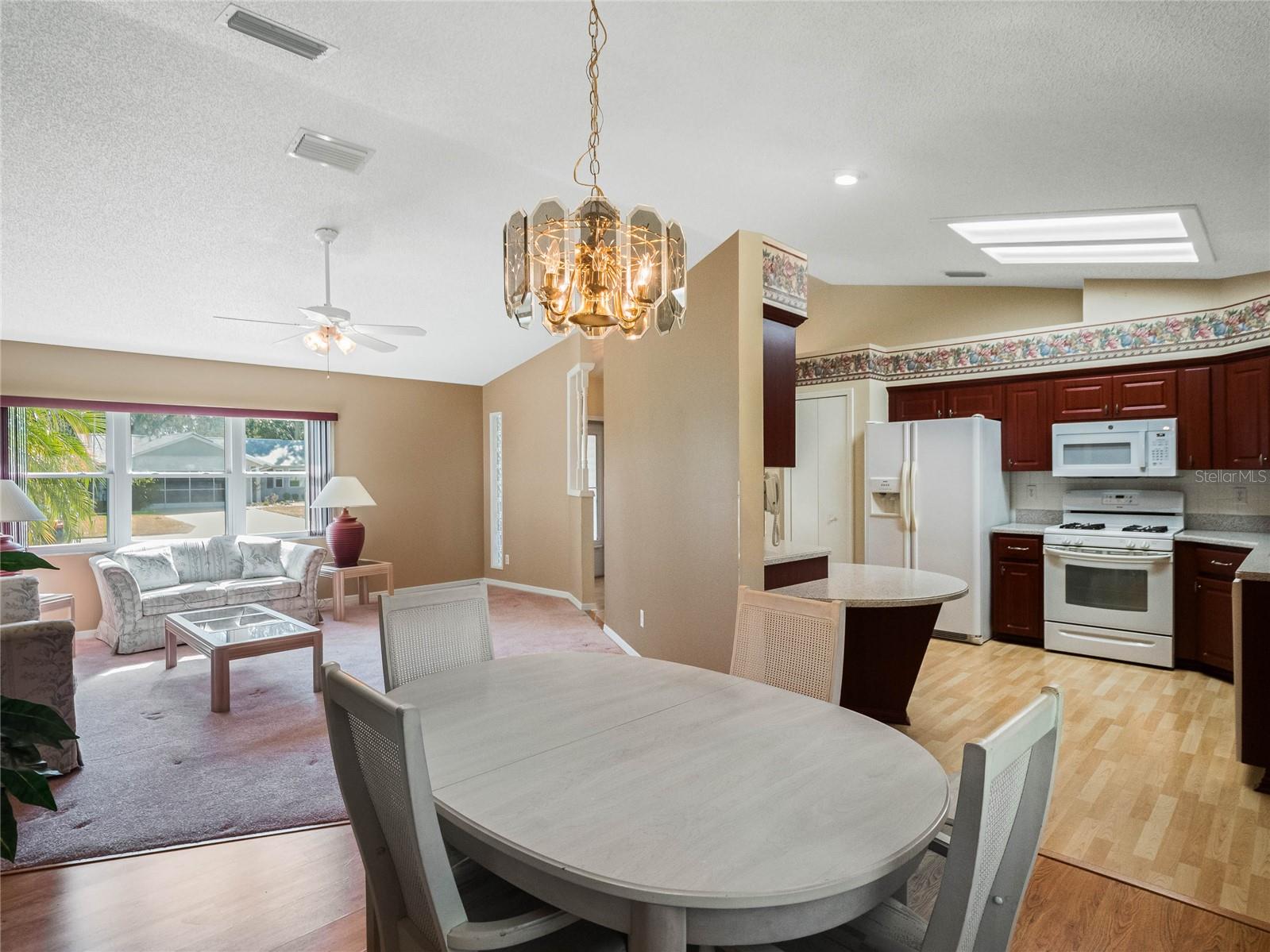 26721 RACQUET CIR, LEESBURG, FL, 34748