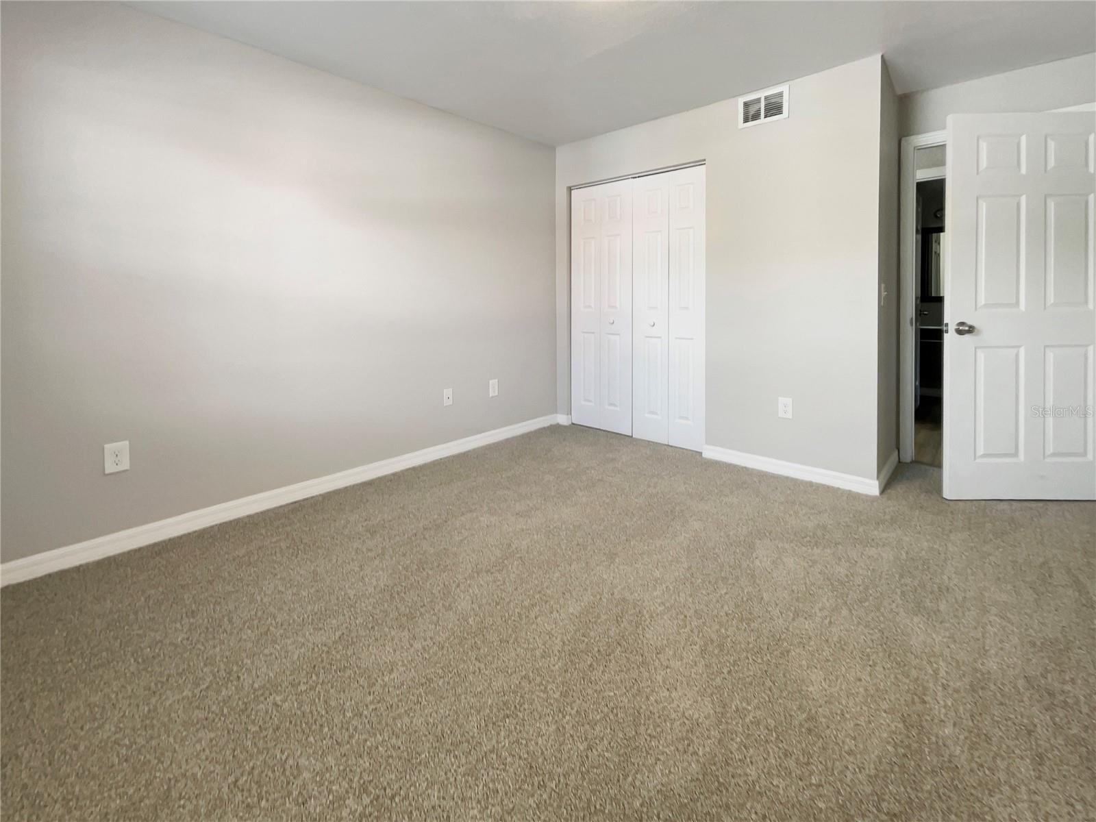 2400 FEATHER SOUND DR #211, CLEARWATER, FL, 33762