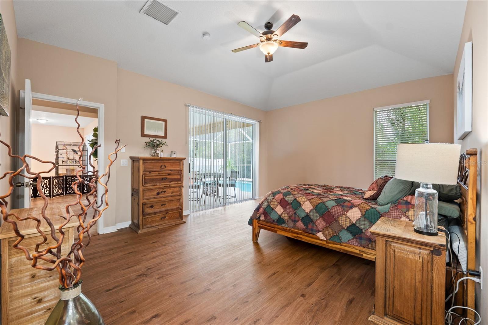 19117 DOVE CREEK DR, TAMPA, FL, 33647