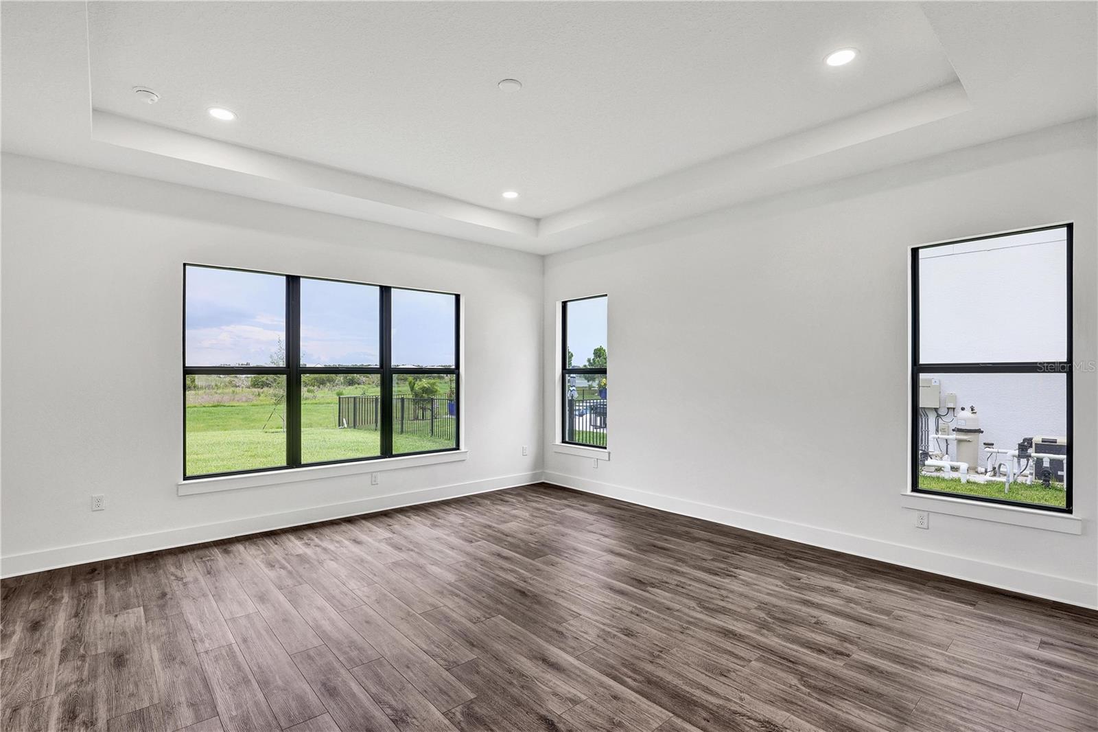 2477 WATERFRONT CIR, SARASOTA, FL, 34240