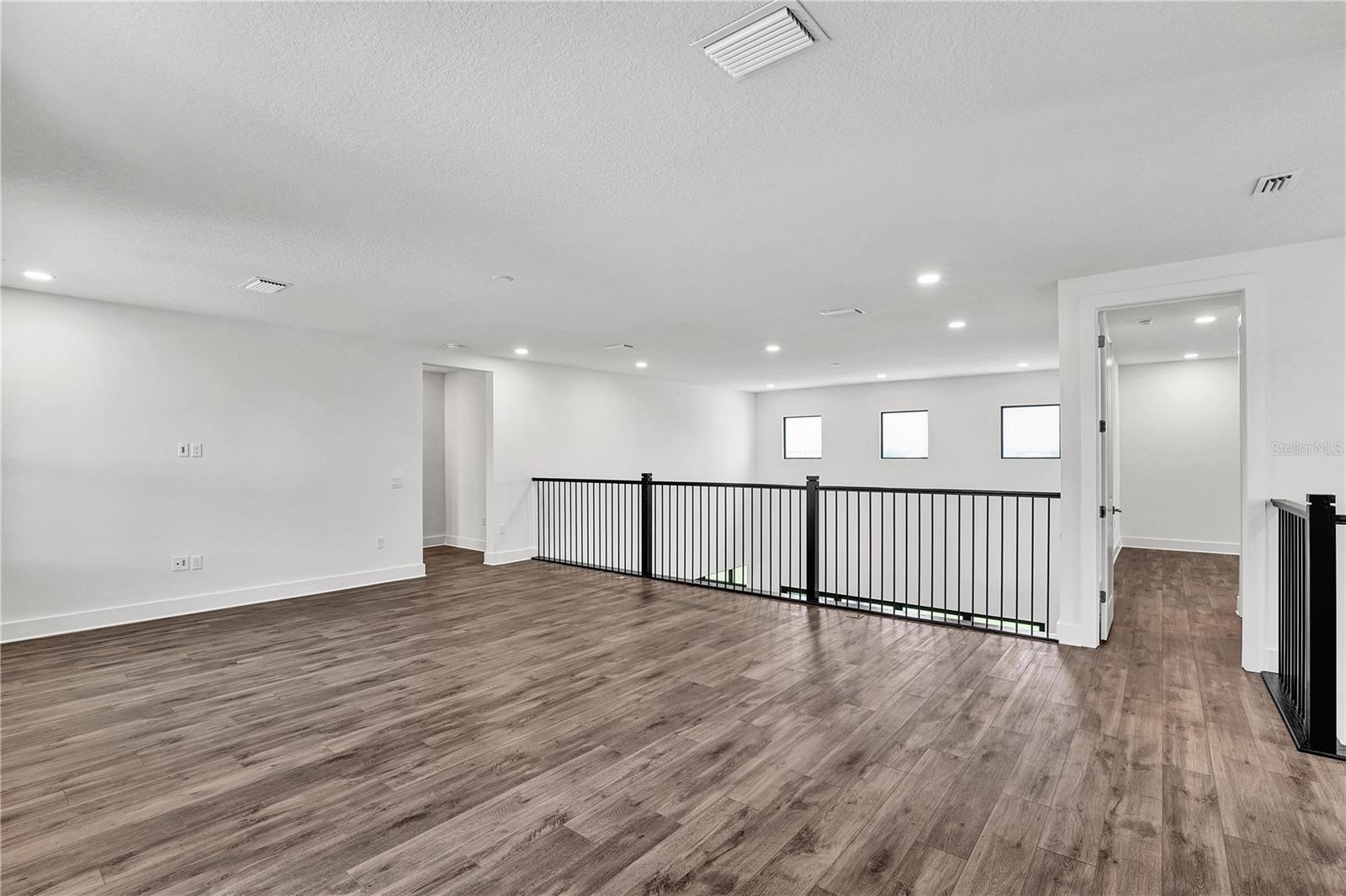 2477 WATERFRONT CIR, SARASOTA, FL, 34240