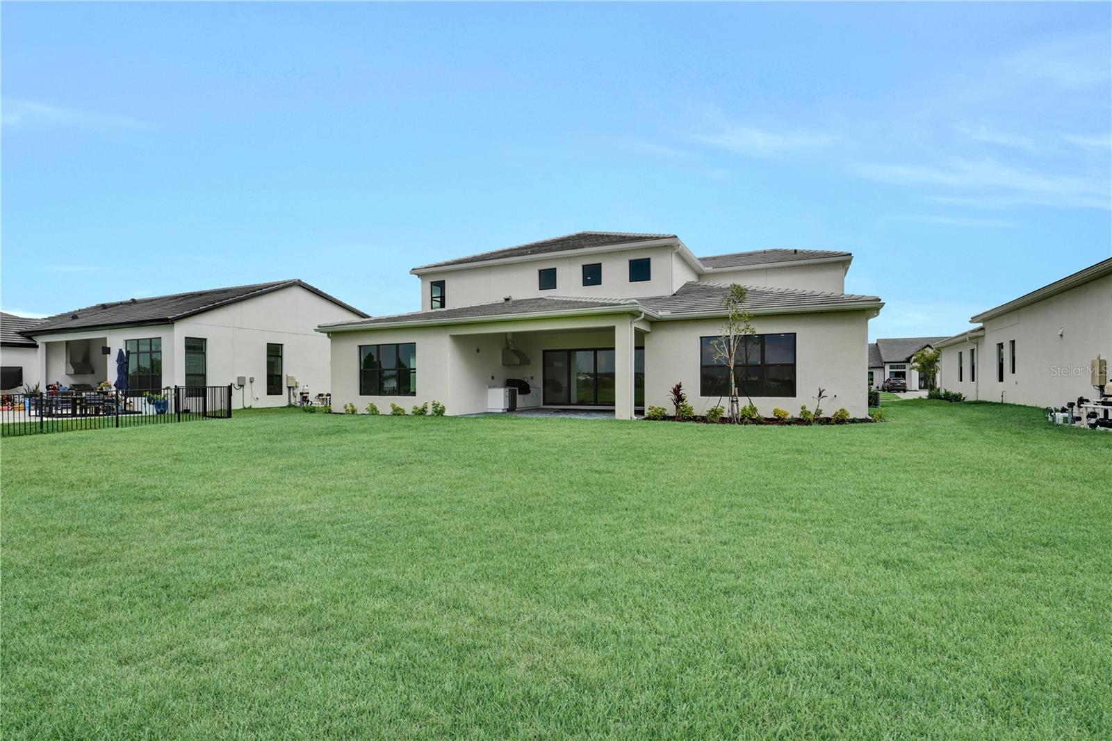 2477 WATERFRONT CIR, SARASOTA, FL, 34240