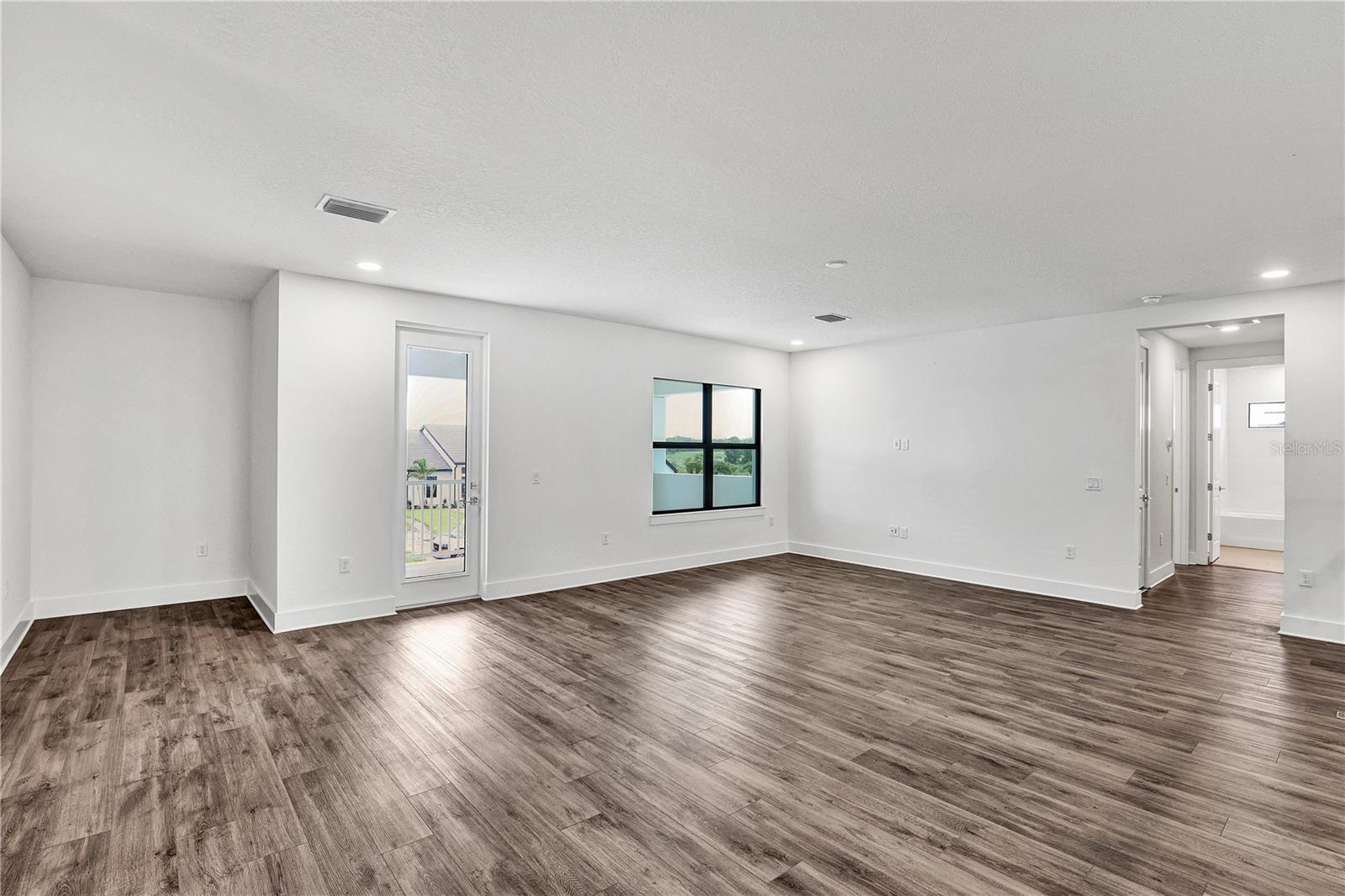 2477 WATERFRONT CIR, SARASOTA, FL, 34240