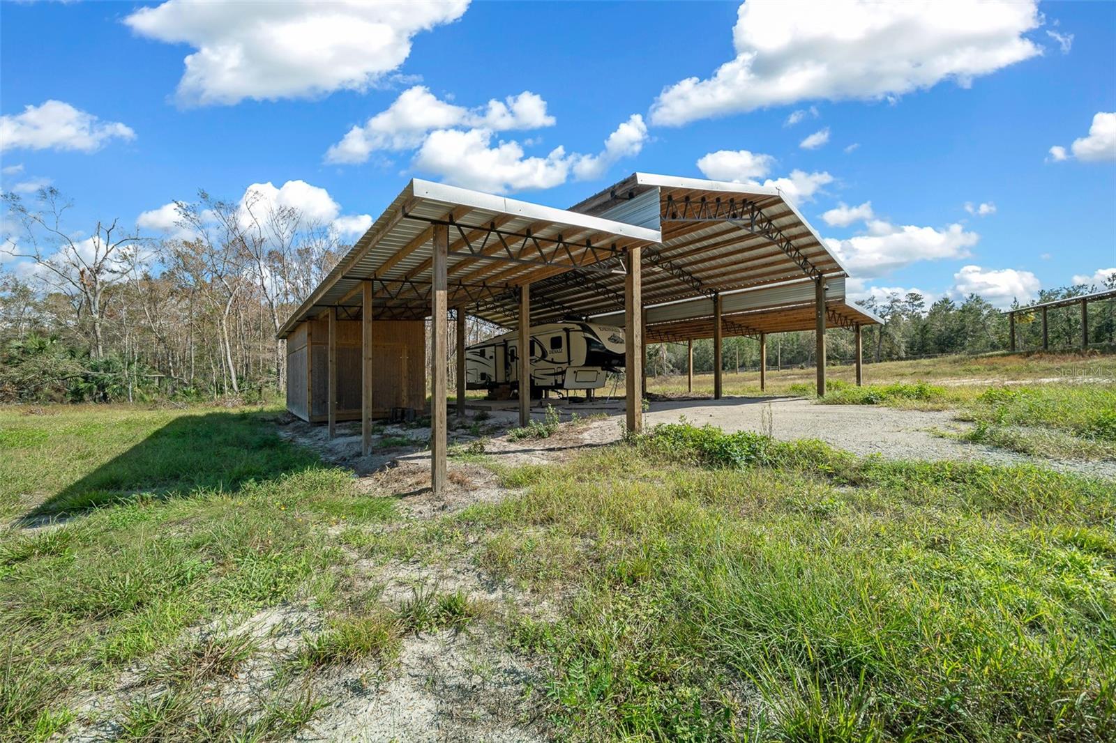 1208 PINE HILL DR, STEINHATCHEE, FL, 32359