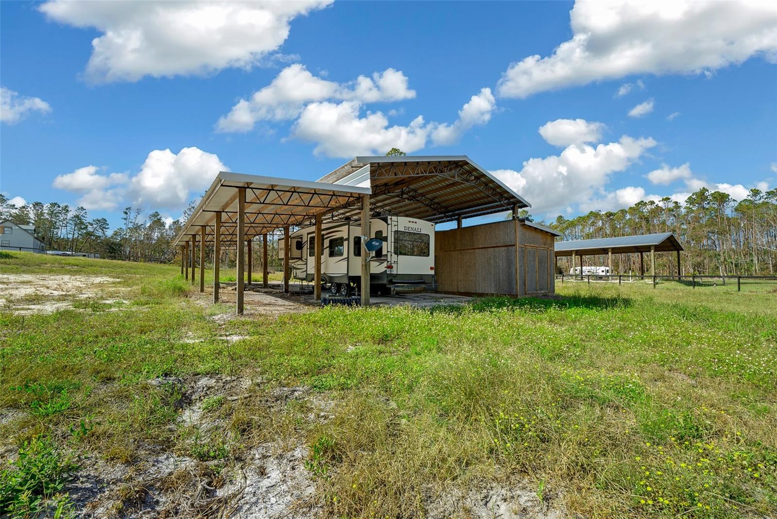 1208 PINE HILL DR, STEINHATCHEE, FL, 32359