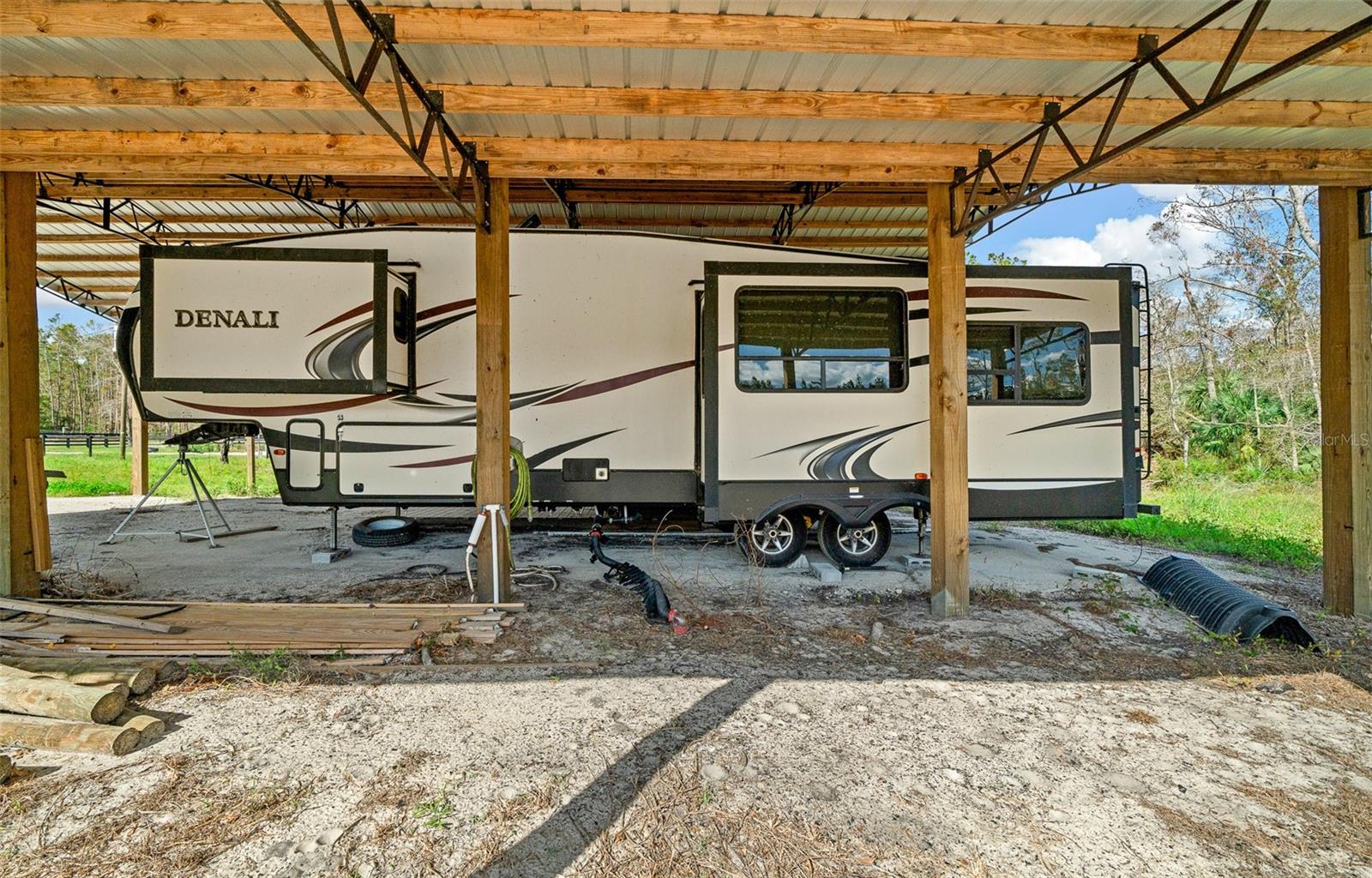 1208 PINE HILL DR, STEINHATCHEE, FL, 32359