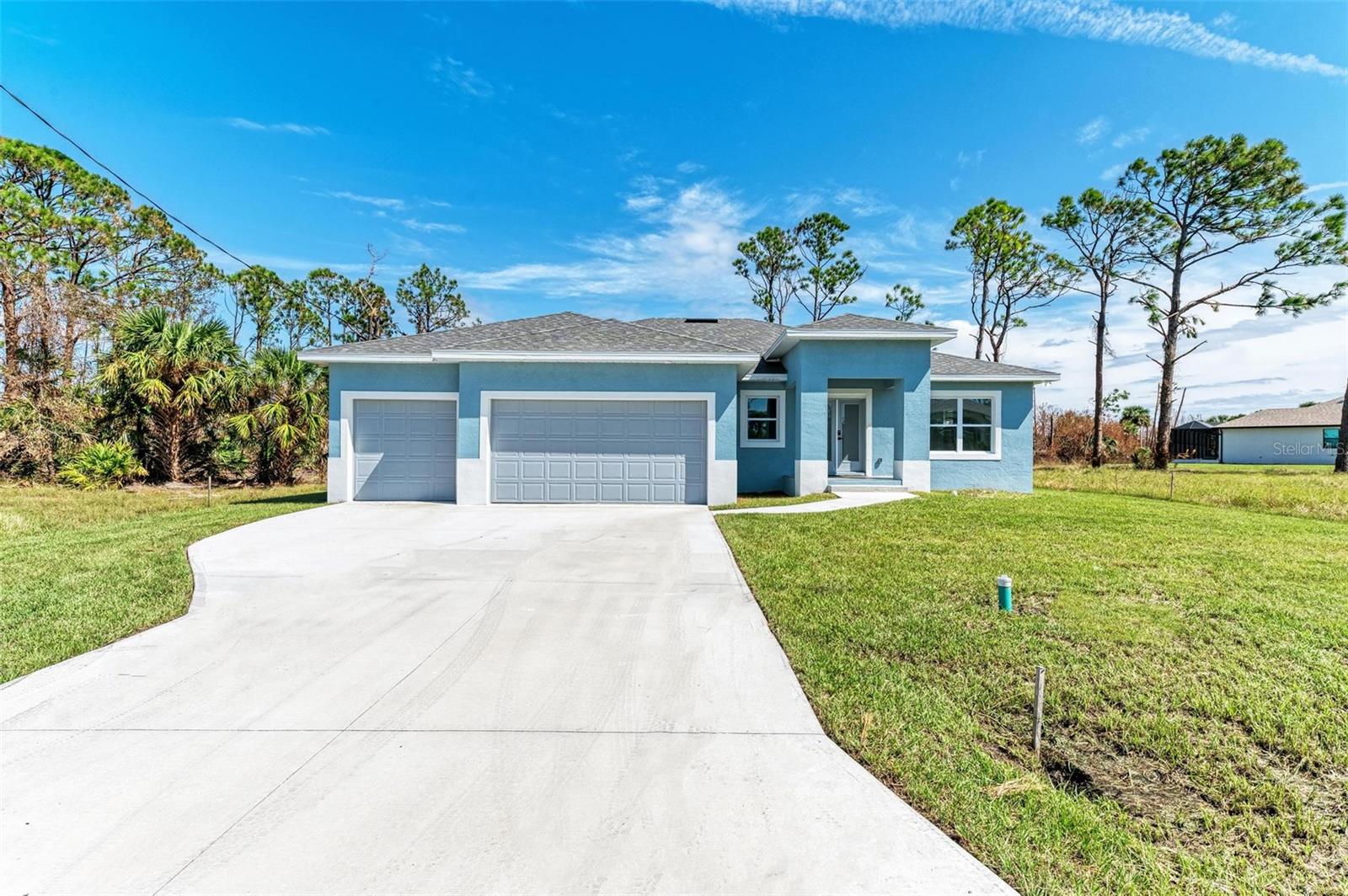 33 TEE VIEW RD, ROTONDA WEST, FL, 33947