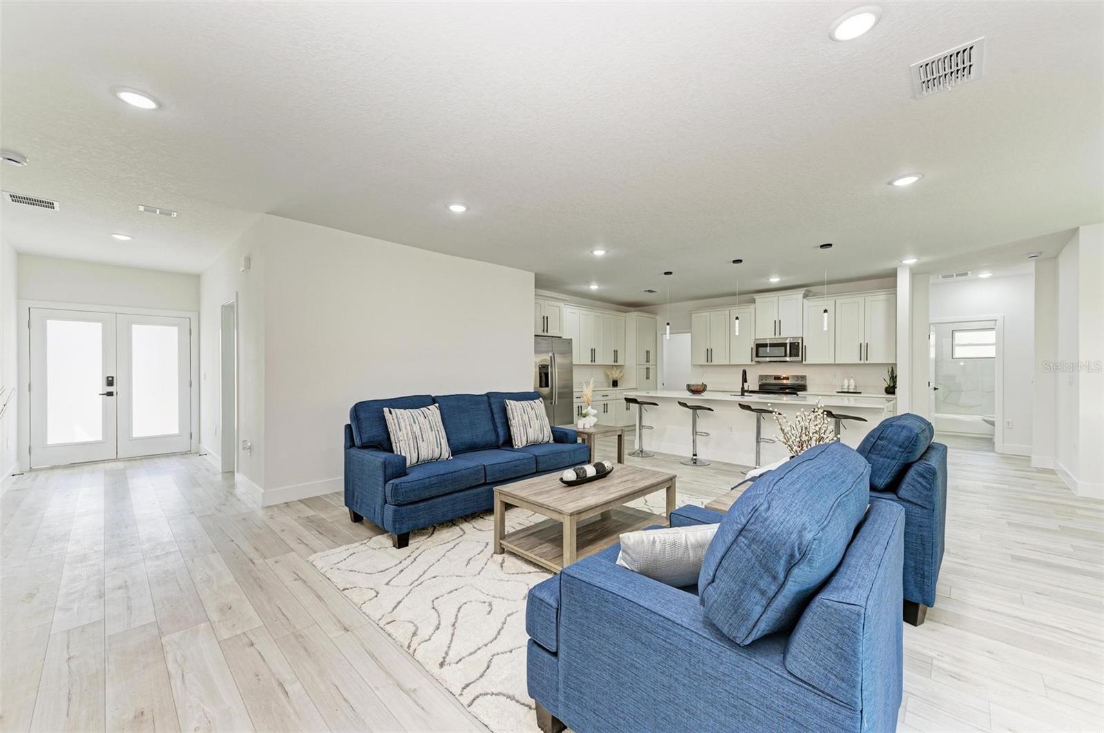 33 TEE VIEW RD, ROTONDA WEST, FL, 33947