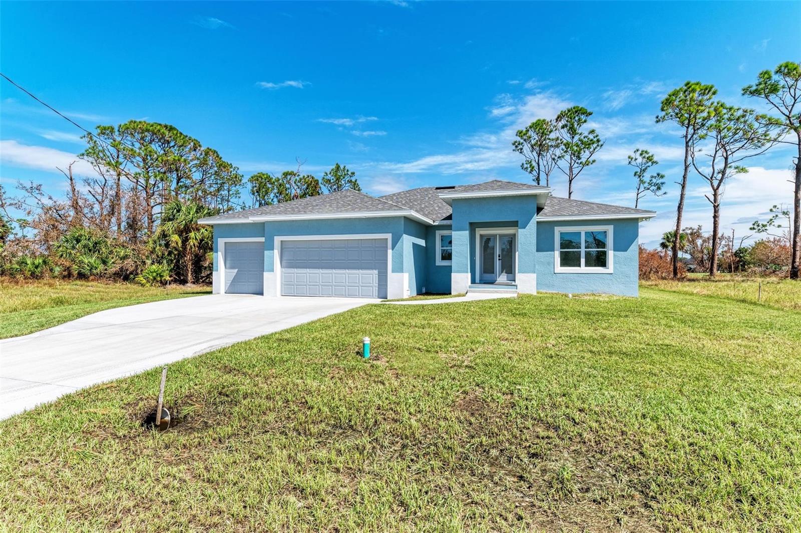 33 TEE VIEW RD, ROTONDA WEST, FL, 33947