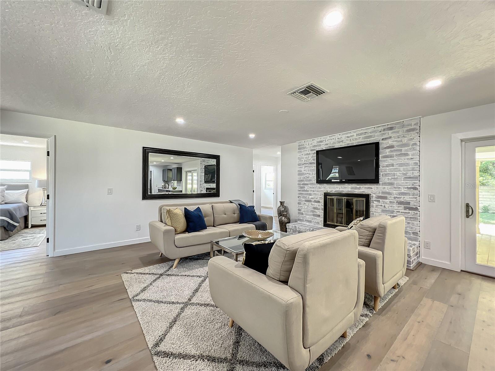426 E 6TH AVE, WINDERMERE, FL, 34786