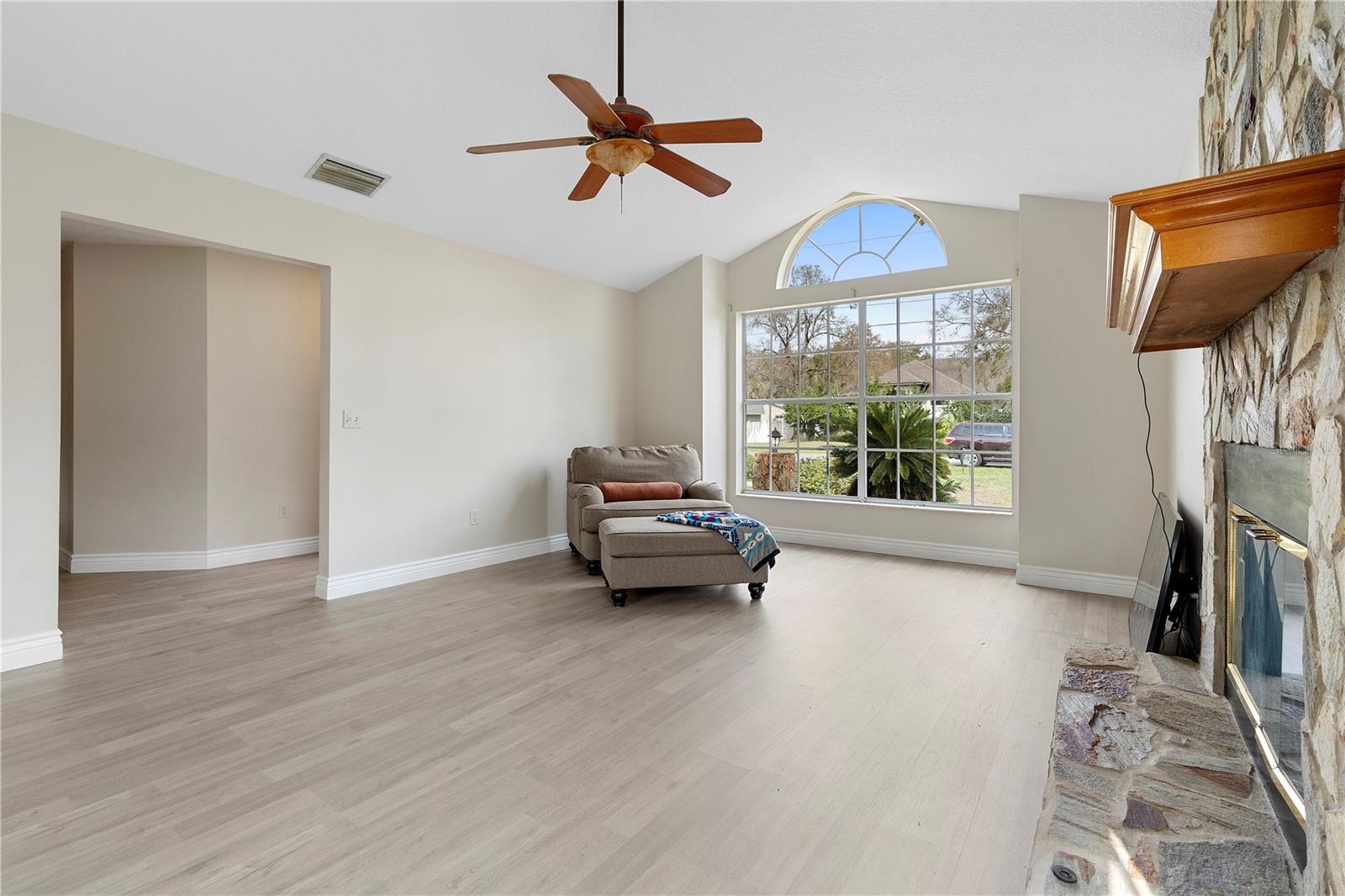 304 HIBISCUS ST, CHULUOTA, FL, 32766