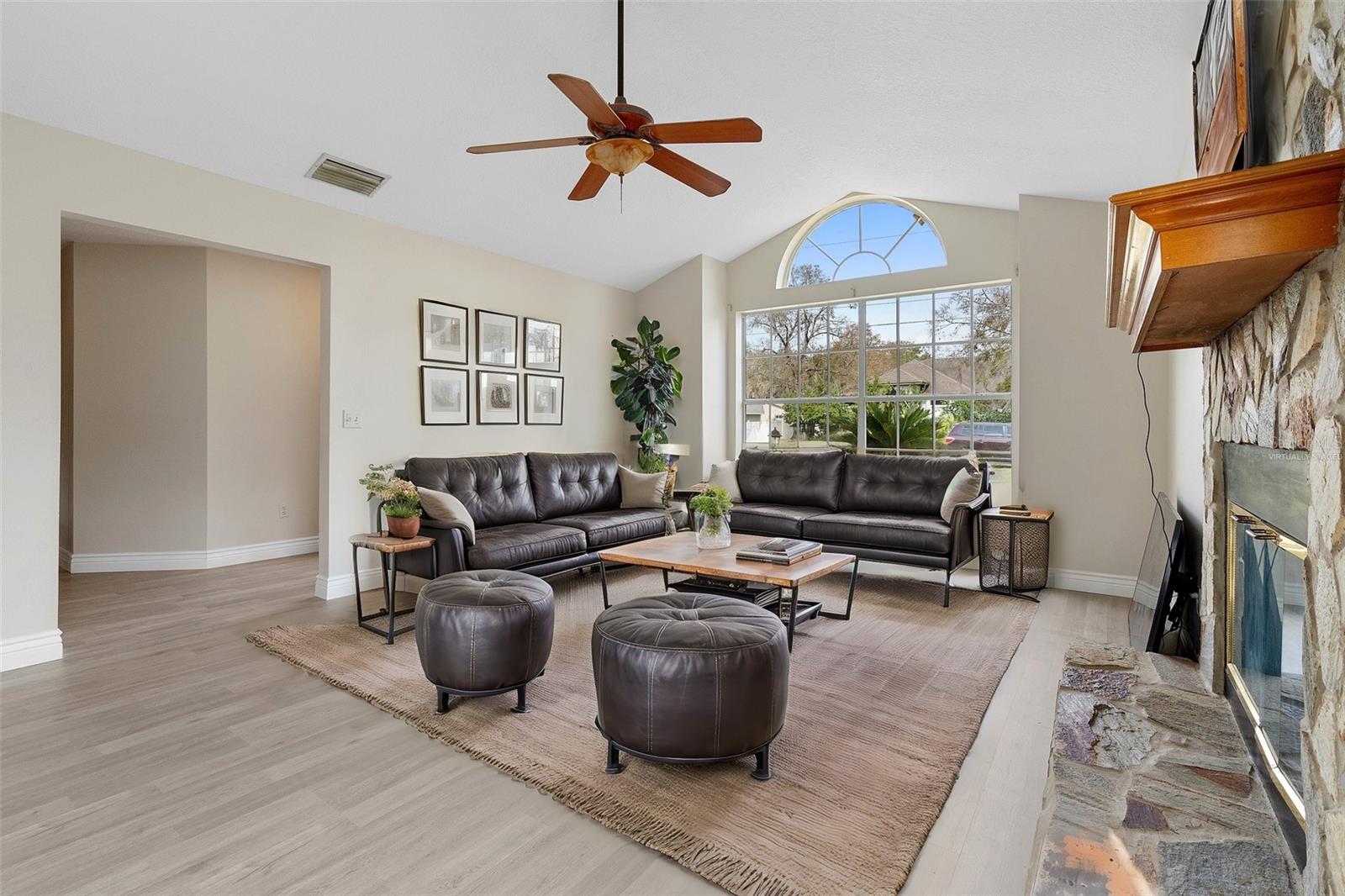 304 HIBISCUS ST, CHULUOTA, FL, 32766